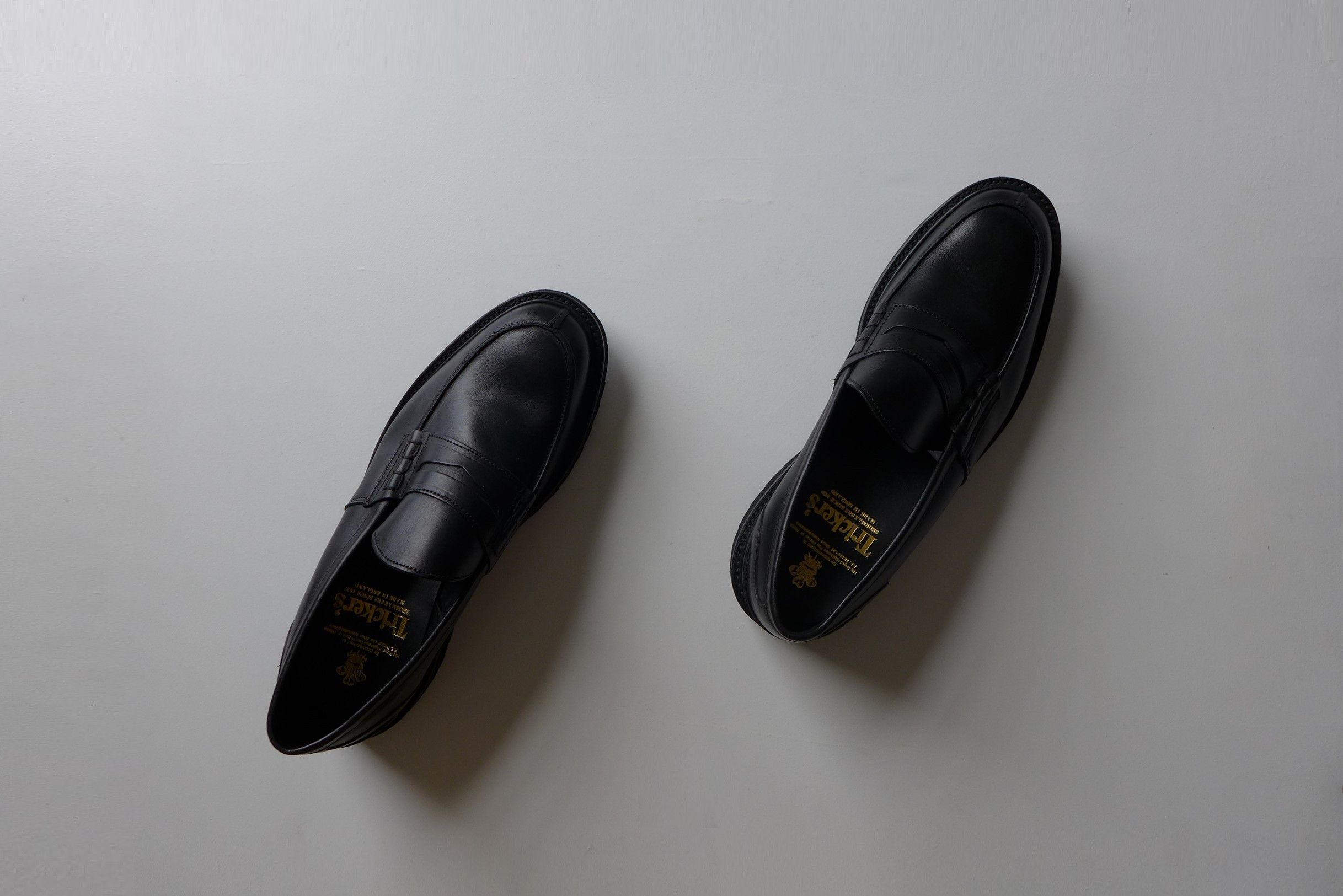 Tricker's Tricker's James Penny Loafer Shoe Black Olivvia Leather Size US 10 / EU 43 - 8 Thumbnail
