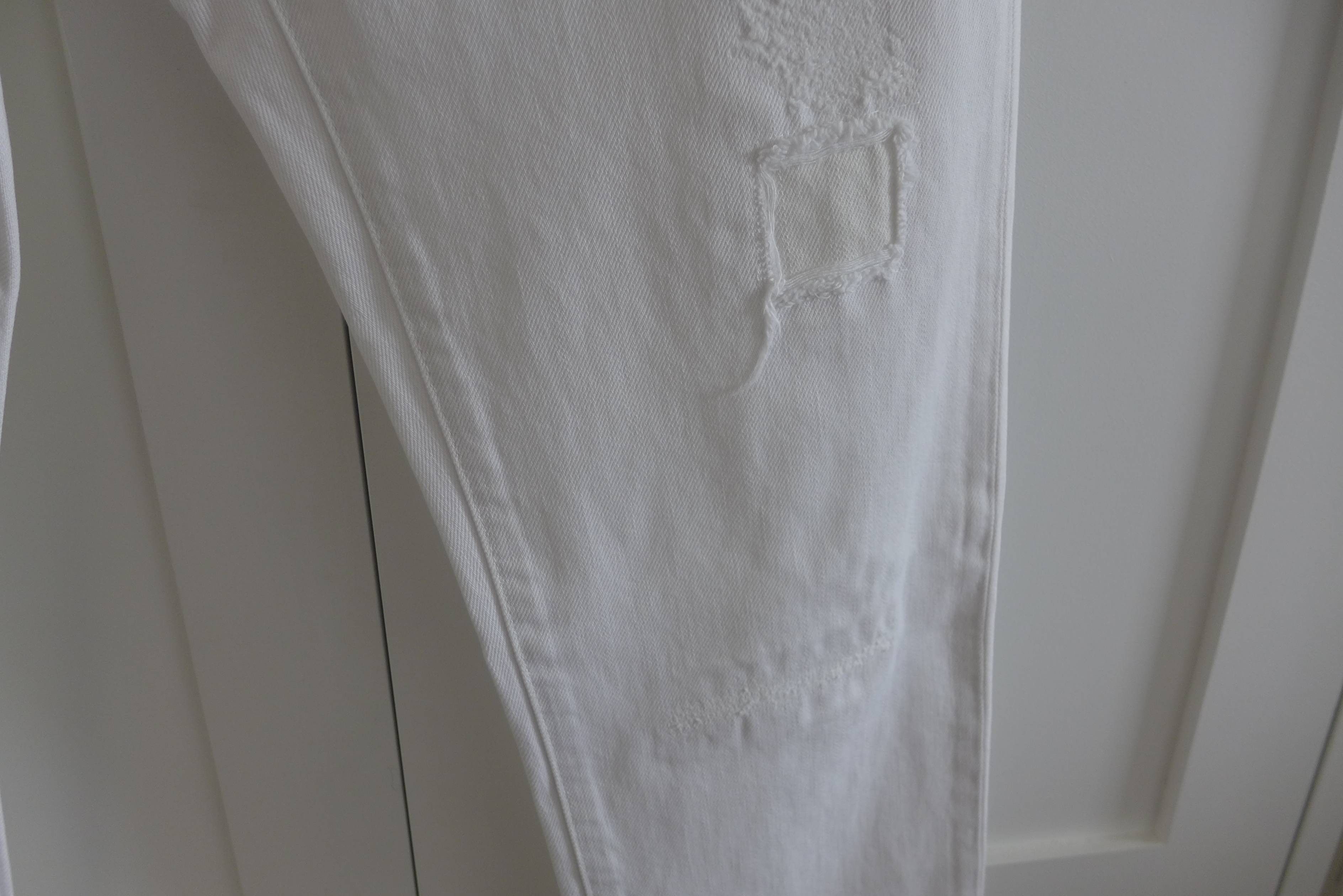 Saint Laurent Paris Saint Laurent D10 White Distressed Denim Jeans Size US 32 / EU 48 - 11 Thumbnail
