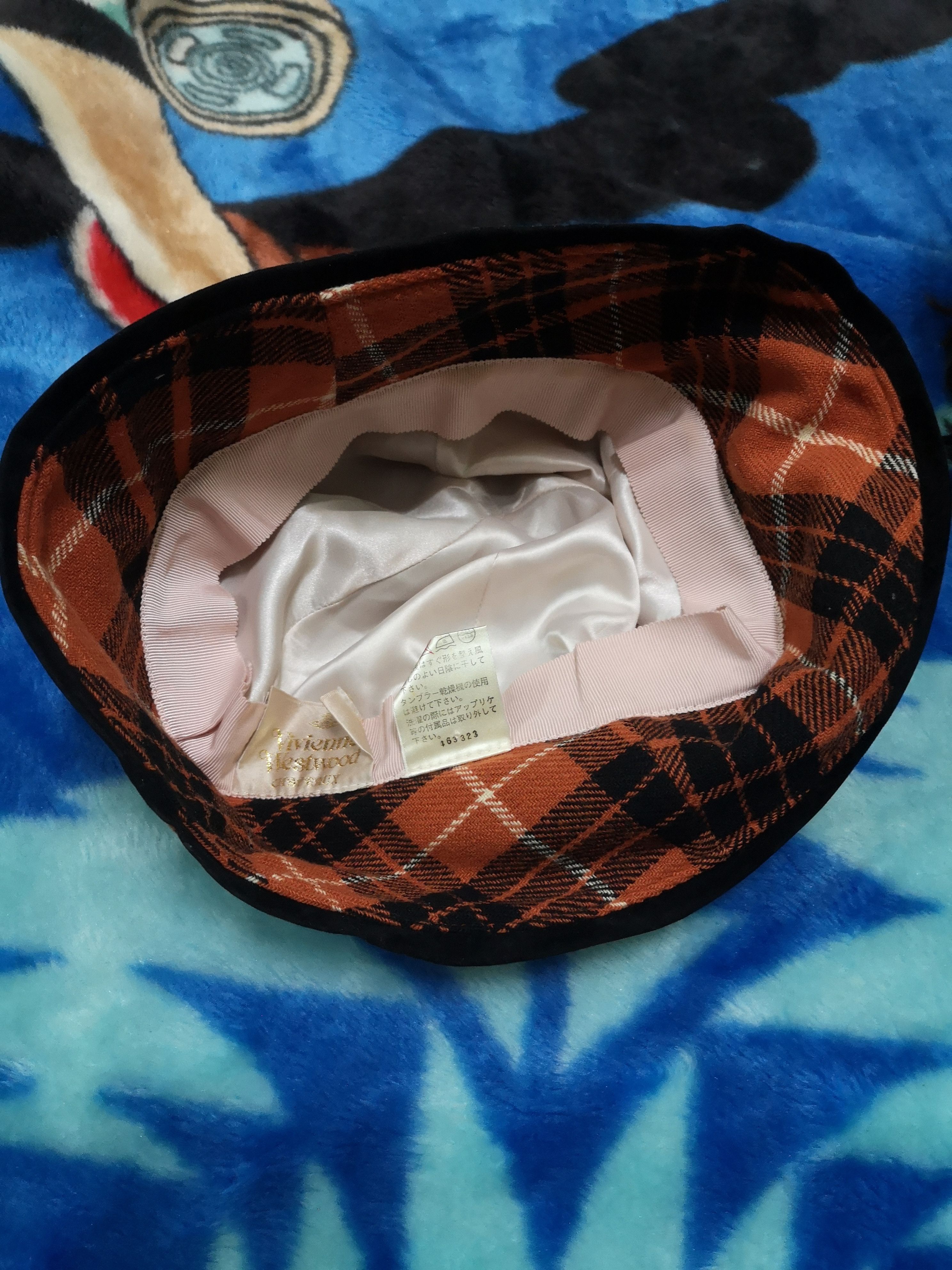 Vivienne Westwood Vivienne Westwood Hats Size ONE SIZE - 8 Thumbnail