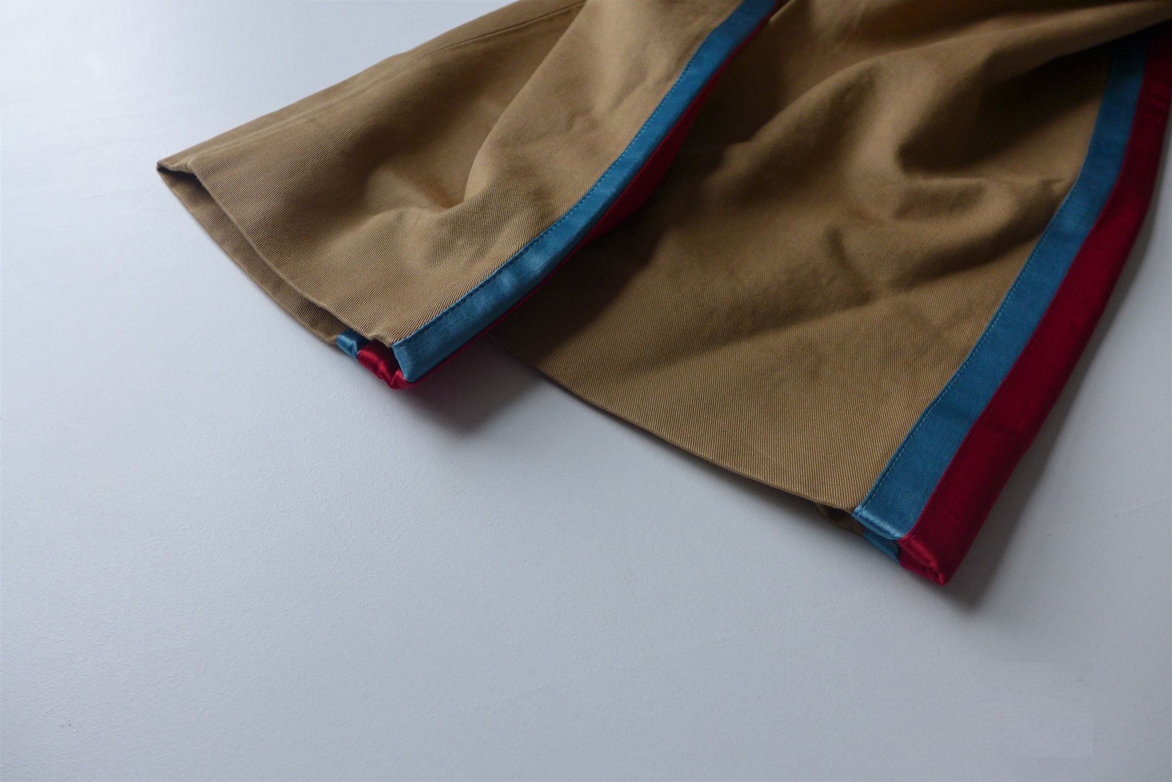 Gucci Gucci Taped Logo Chinos - Tan Cotton Size US 34 / EU 50 - 8 Thumbnail