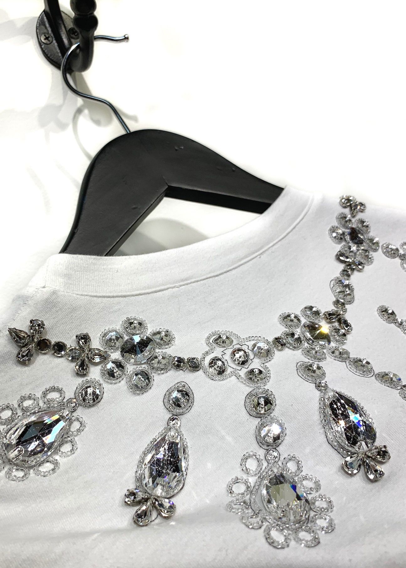 Dior Christian Dior Crystal Embellished White T-shirt Size S / US 4 / IT 40 - 9 Thumbnail