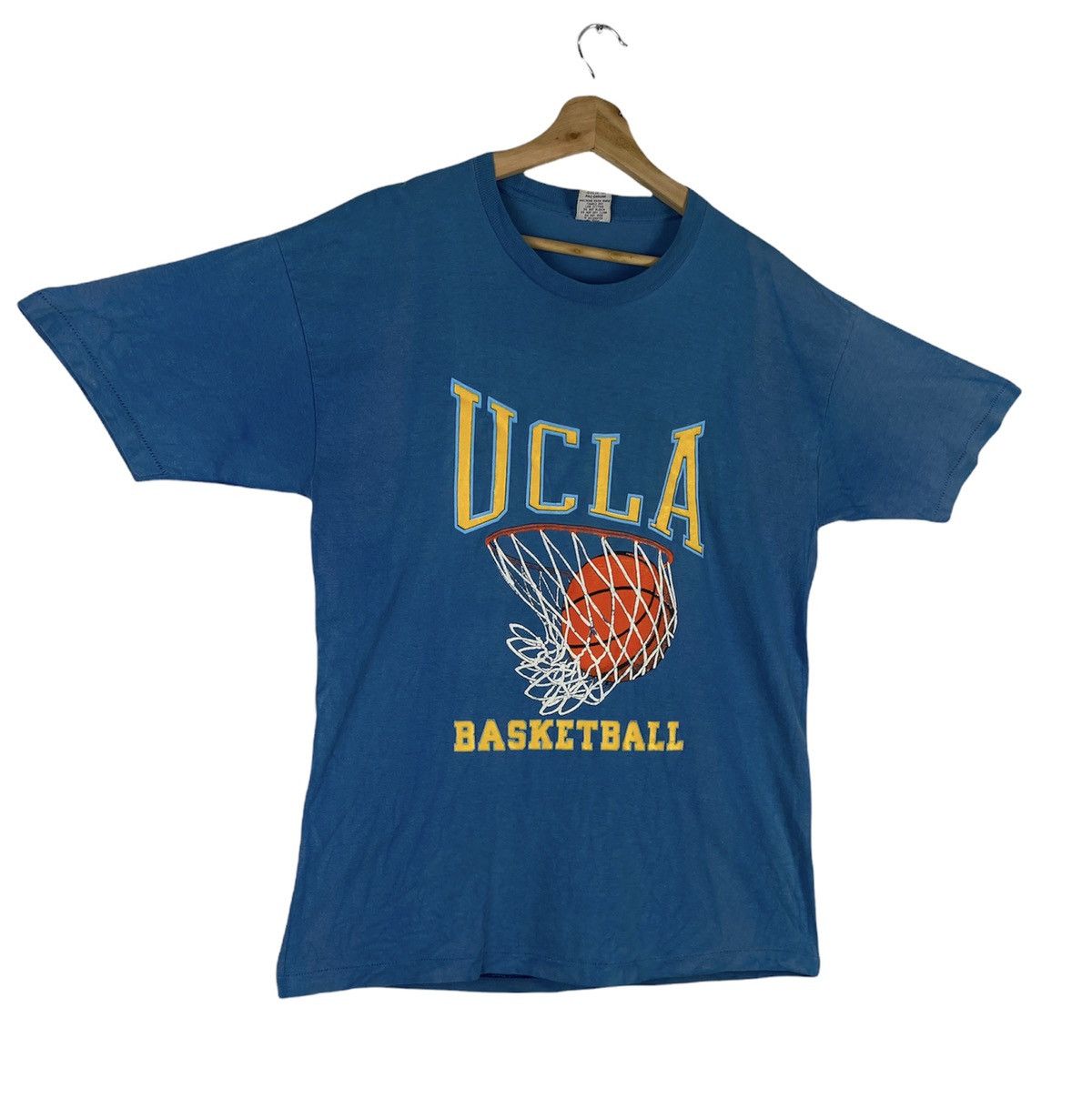 Vintage OFFER 🔥 Vintage UCLA Basketball Tee T Shirt Size US L / EU 52-54 / 3 - 2 Thumbnail