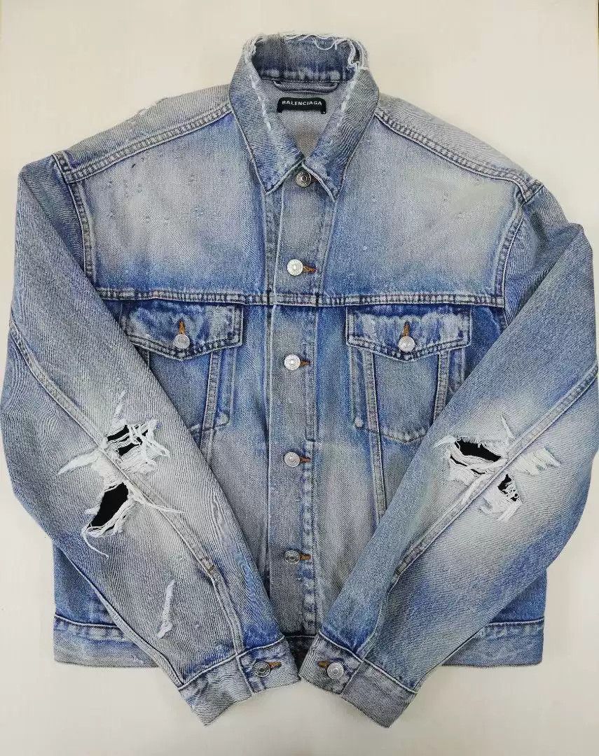 Balenciaga Balenciaga 21aw Denim JKT DMGD Size US S / EU 44-46 / 1 - 1 Thumbnail