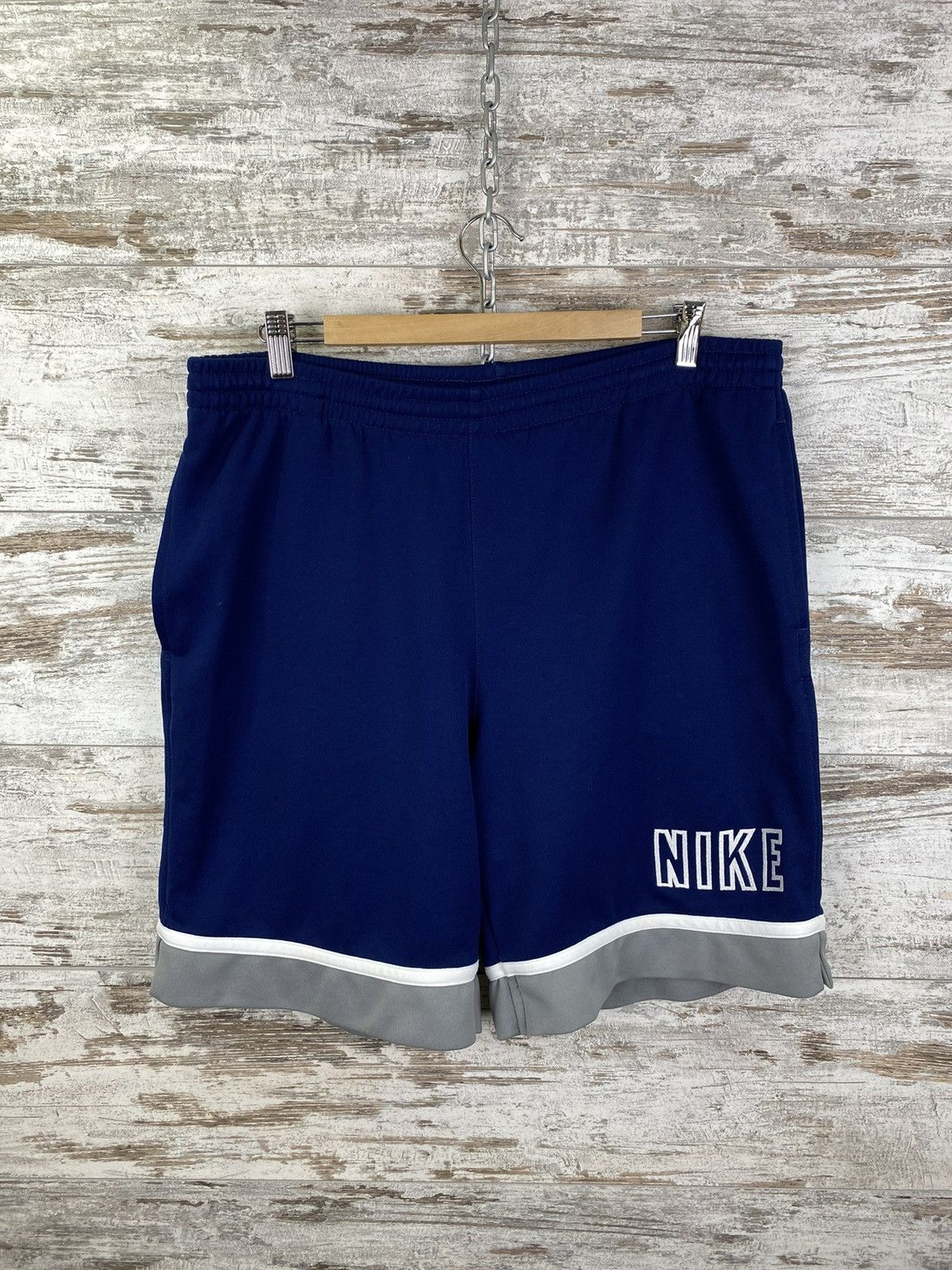 Nike ACG Mens Vintage 90s Nike Shorts big logo streetwear y2k swoosh Size US 32 / EU 48 - 5 Thumbnail