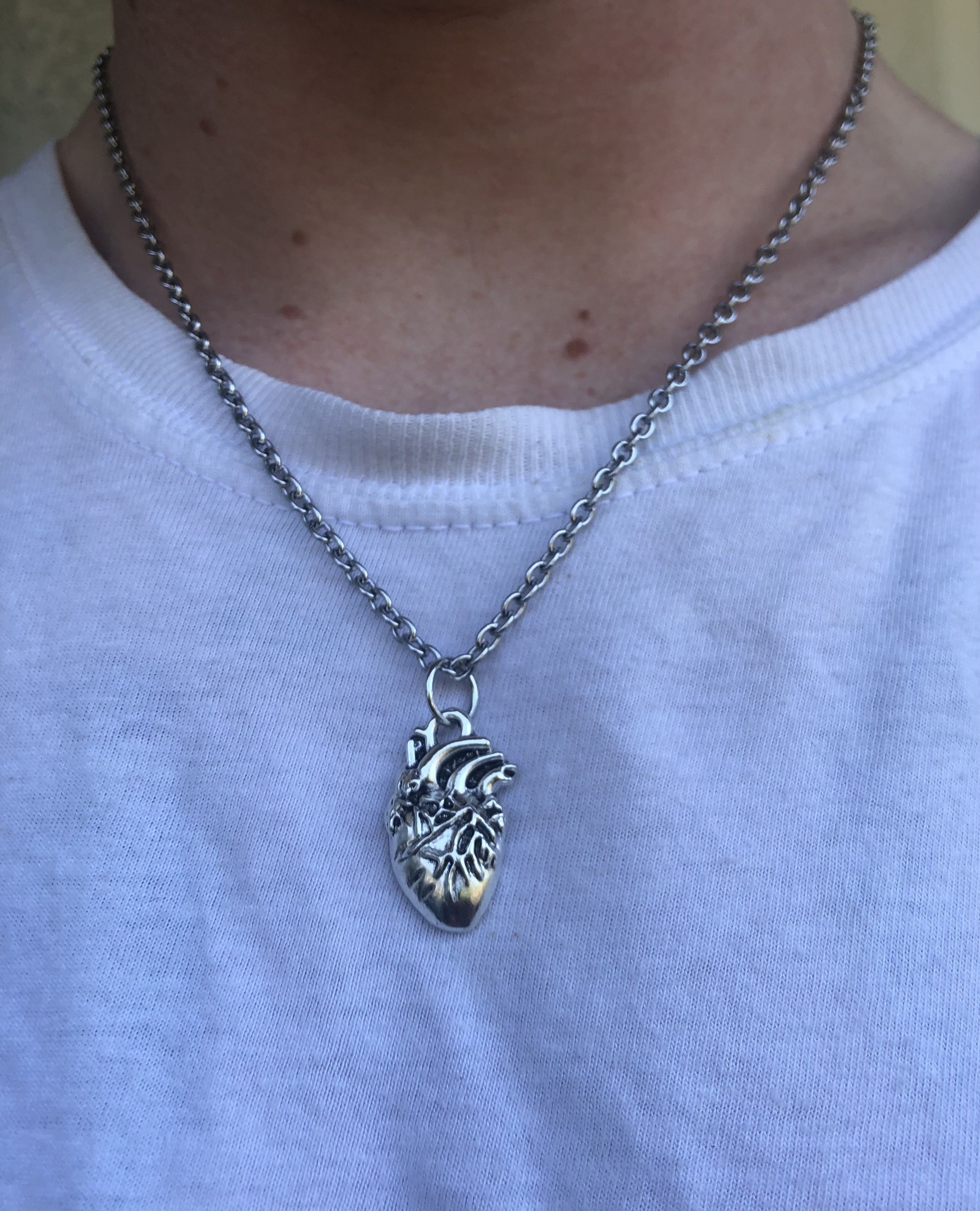 Jewelry Heart Necklace in Silver, Men's