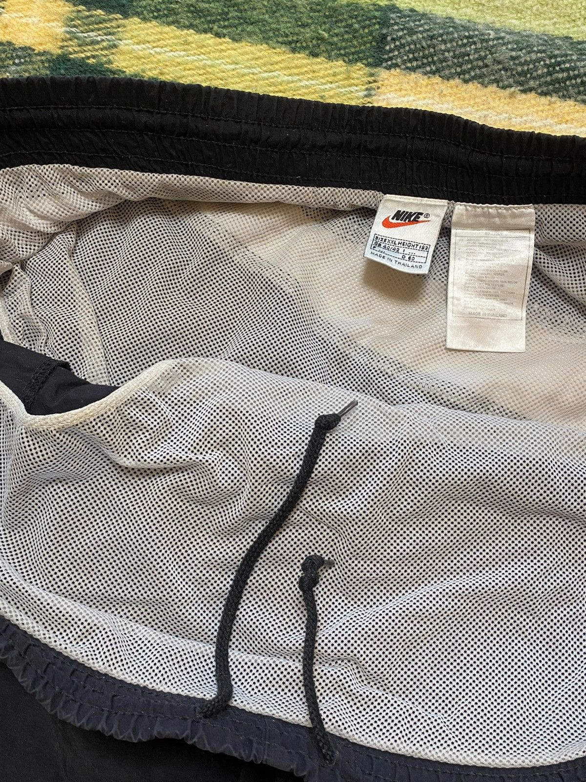 Nike Vintage Nike shorts streetwear swoosh casual y2k size XXL Size US 38 / EU 54 - 5 Thumbnail