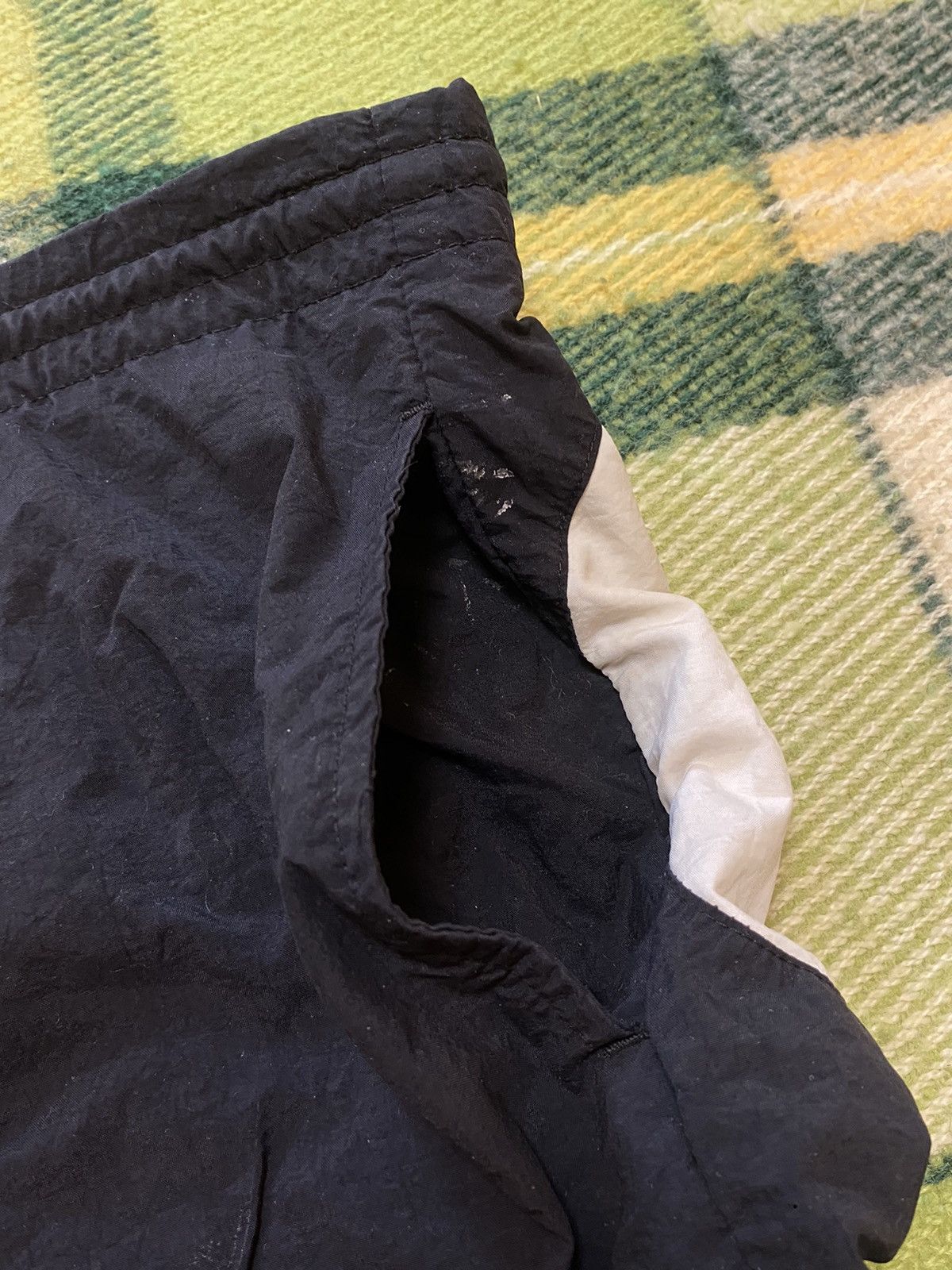 Nike Vintage Nike shorts streetwear swoosh casual y2k size XXL Size US 38 / EU 54 - 4 Thumbnail