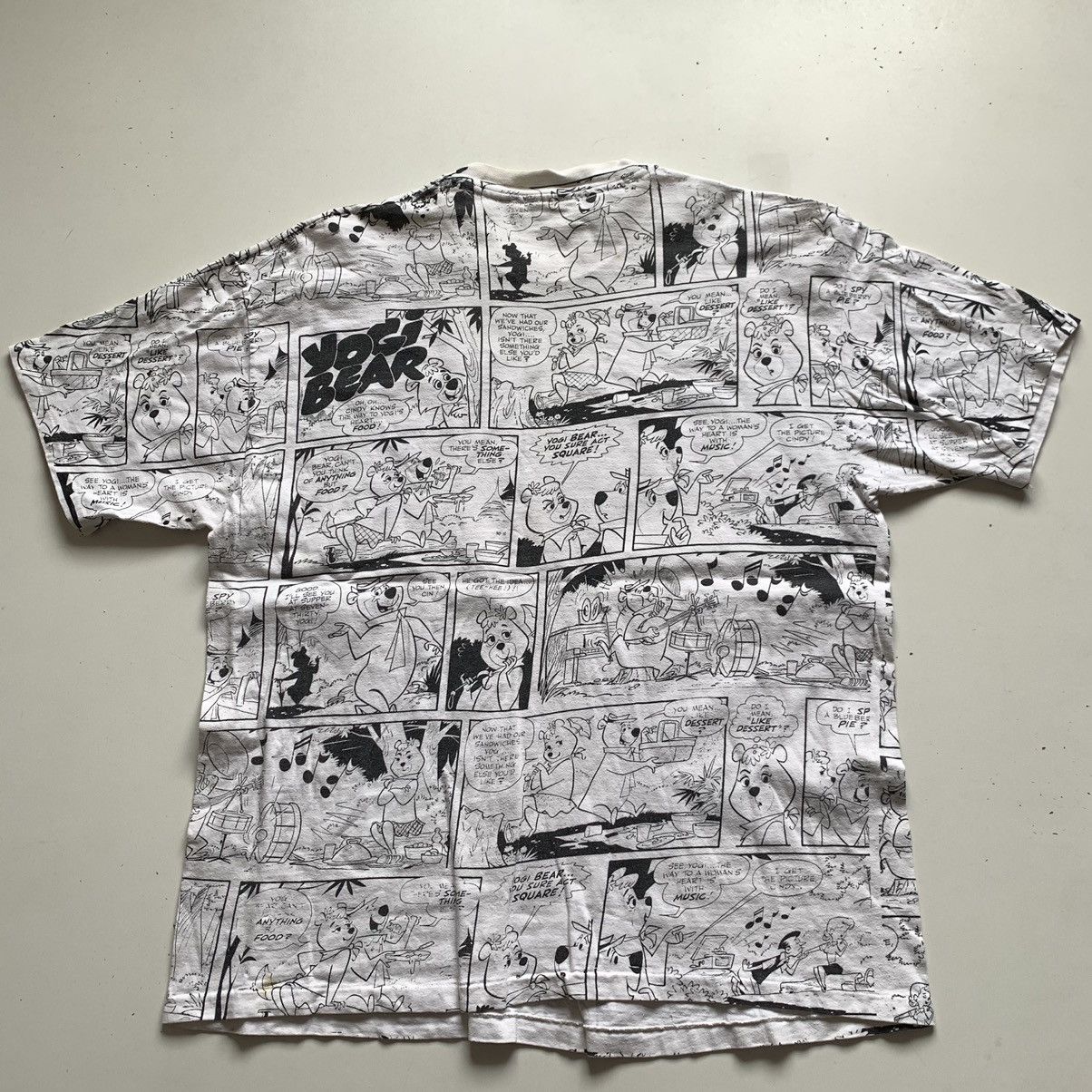 Cartoon Network × Vintage Vintage 1990s Yogi Bear Cartoon Comic AOP Graphic T Shirt XL Size US XL / EU 56 / 4 - 4 Thumbnail