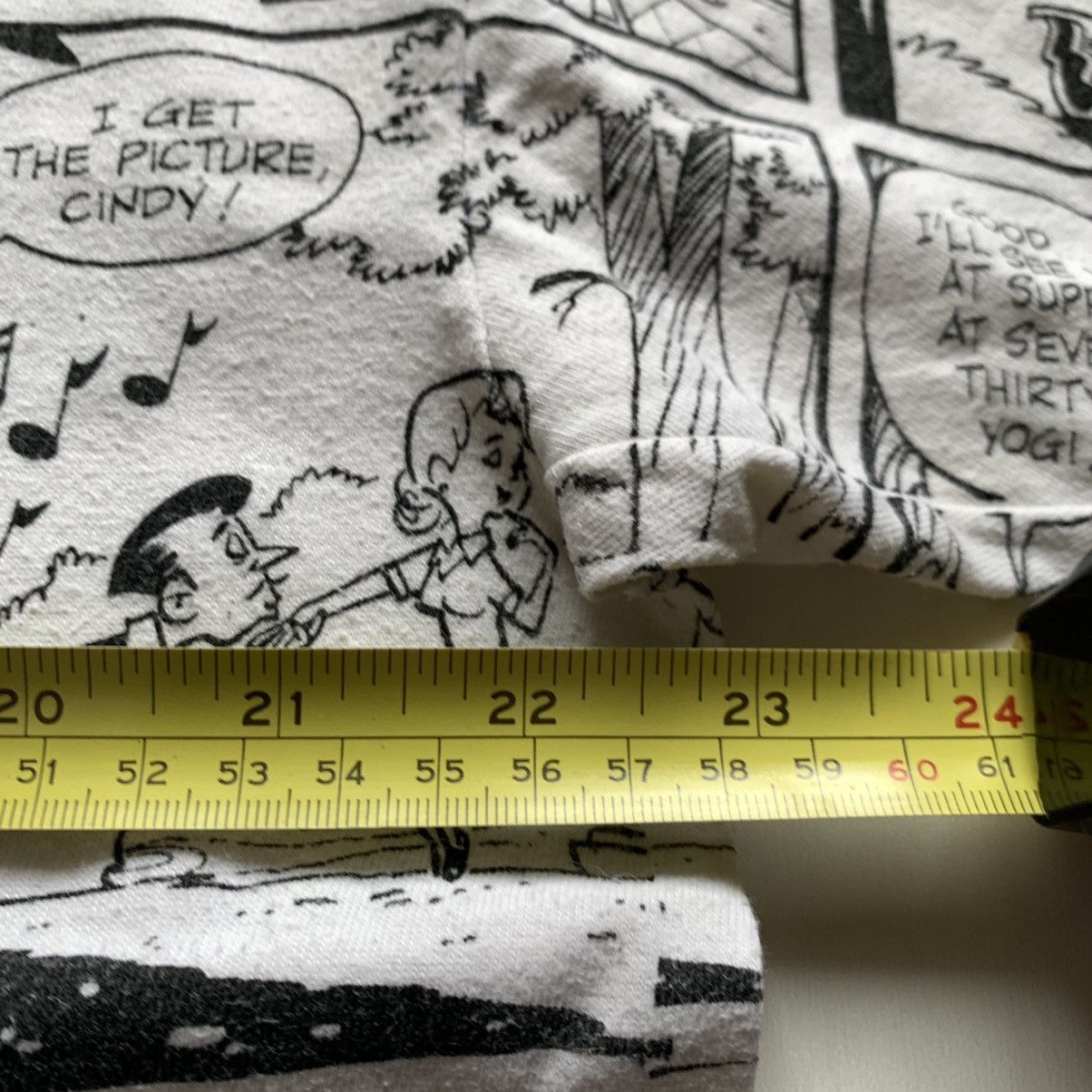 Cartoon Network × Vintage Vintage 1990s Yogi Bear Cartoon Comic AOP Graphic T Shirt XL Size US XL / EU 56 / 4 - 7 Thumbnail