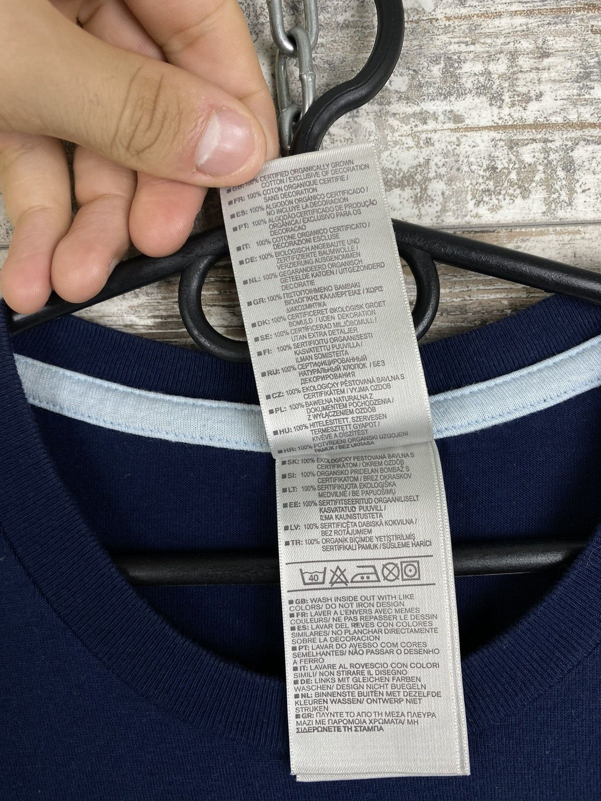 Nike Mens Nike T-shirt centre swoosh streetwear y2k tee tn acg Size US L / EU 52-54 / 3 - 5 Thumbnail