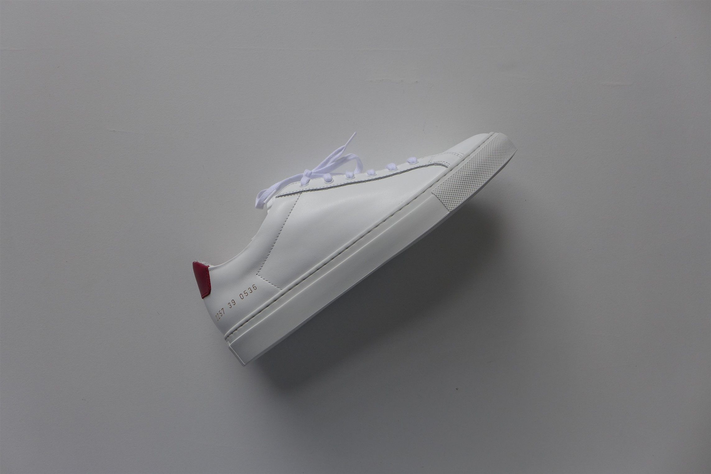 Common Projects Common Projects Retro Sneakers - White/Red Size US 6 / EU 39 - 9 Thumbnail