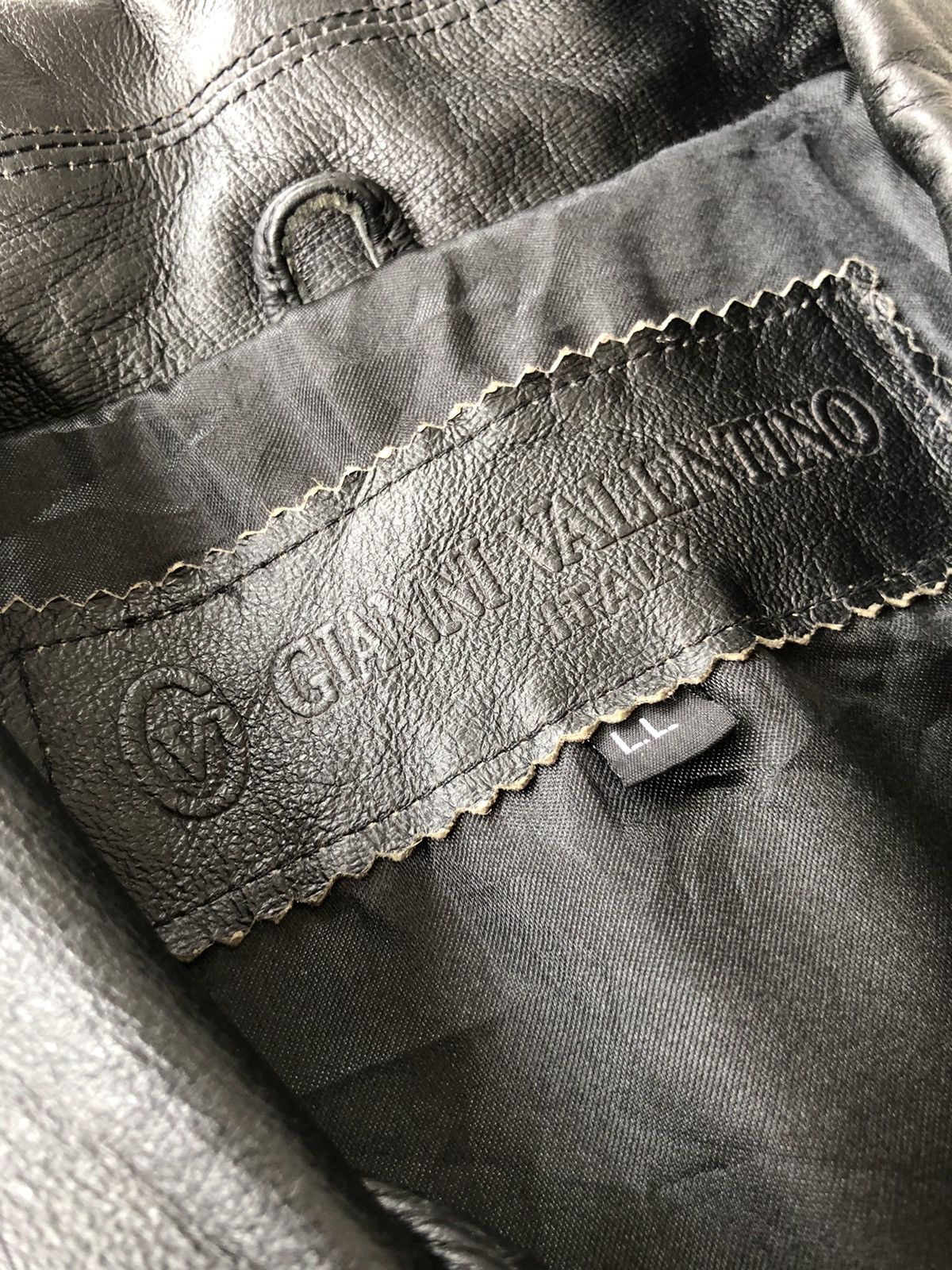 Gianni Valentino 90s Gianni Valentino 🇮🇹 Pig Leather Biker Jacket Size US L / EU 52-54 / 3 - 8 Thumbnail