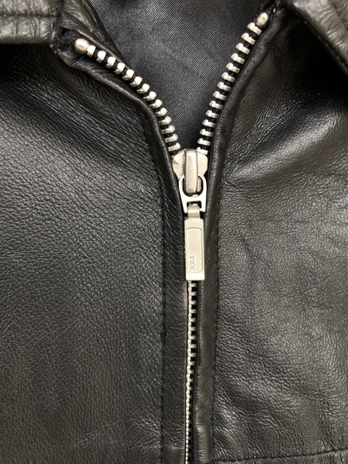 Gianni Valentino 90s Gianni Valentino 🇮🇹 Pig Leather Biker Jacket Size US L / EU 52-54 / 3 - 7 Thumbnail