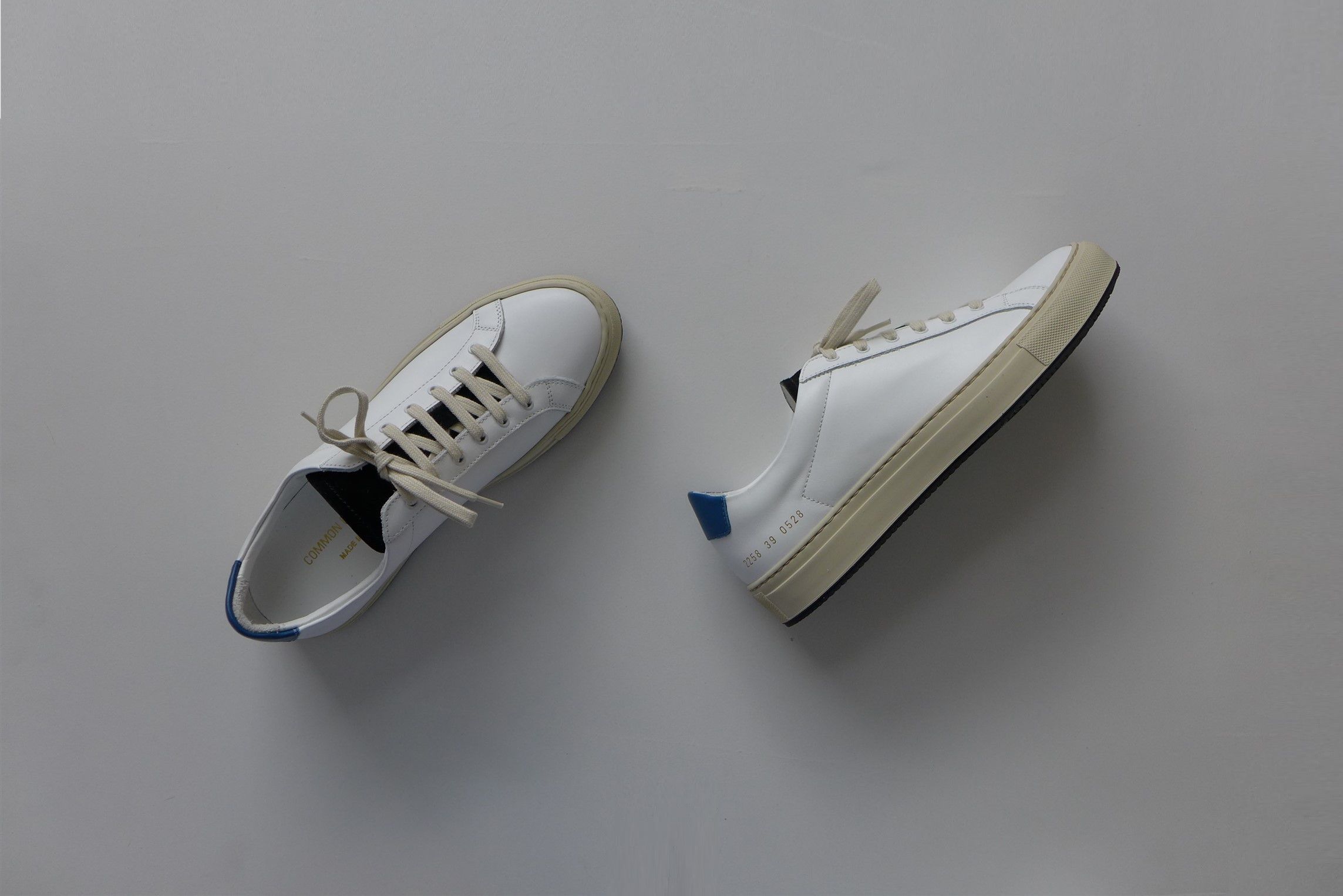 Common Projects Common Projects Retro Special Edition Sneakers - White/Navy Size US 6 / EU 39 - 6 Thumbnail
