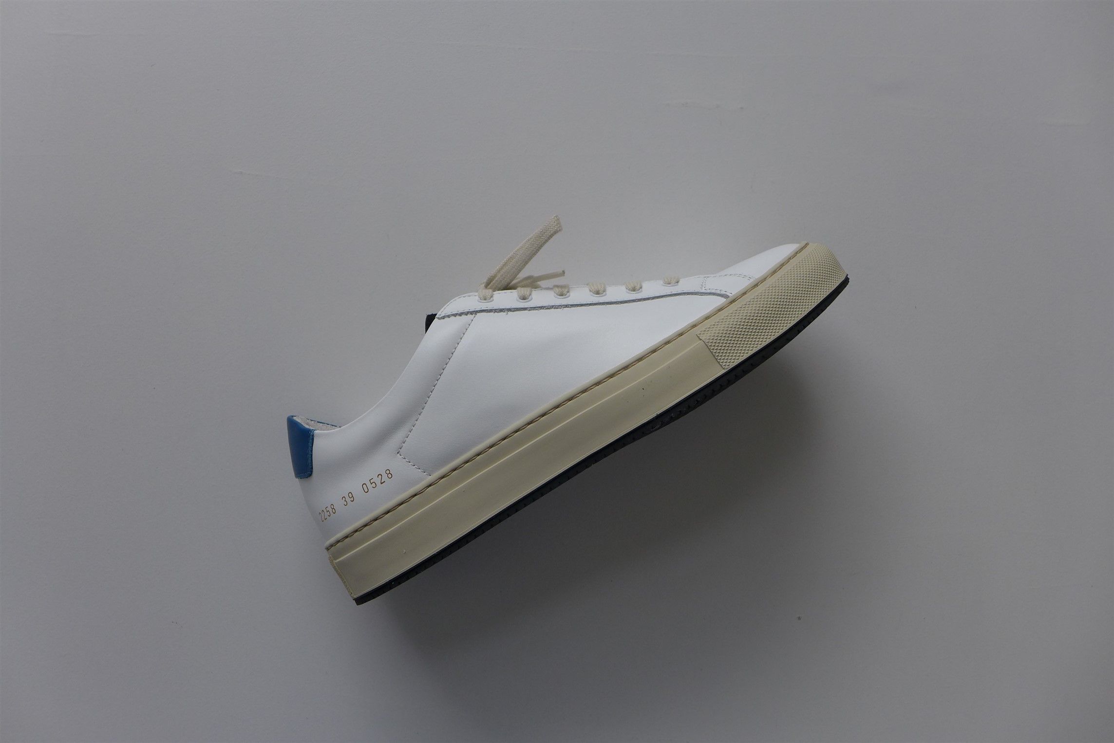 Common Projects Common Projects Retro Special Edition Sneakers - White/Navy Size US 6 / EU 39 - 7 Thumbnail