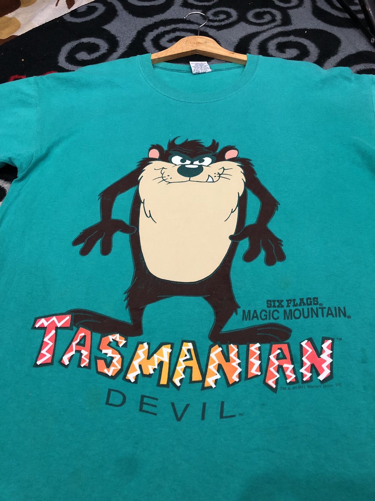 Vintage Vintage 90's Tasmanian Devil Warner Bros T-Shirt Size US XL / EU 56 / 4 - 6 Thumbnail