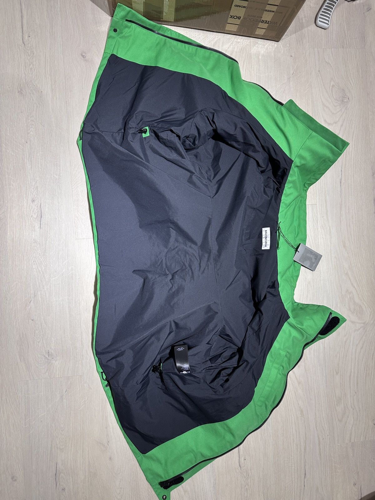 Balenciaga Balenciaga swing parka Size XXS / US 00 / IT 34 - 10 Thumbnail