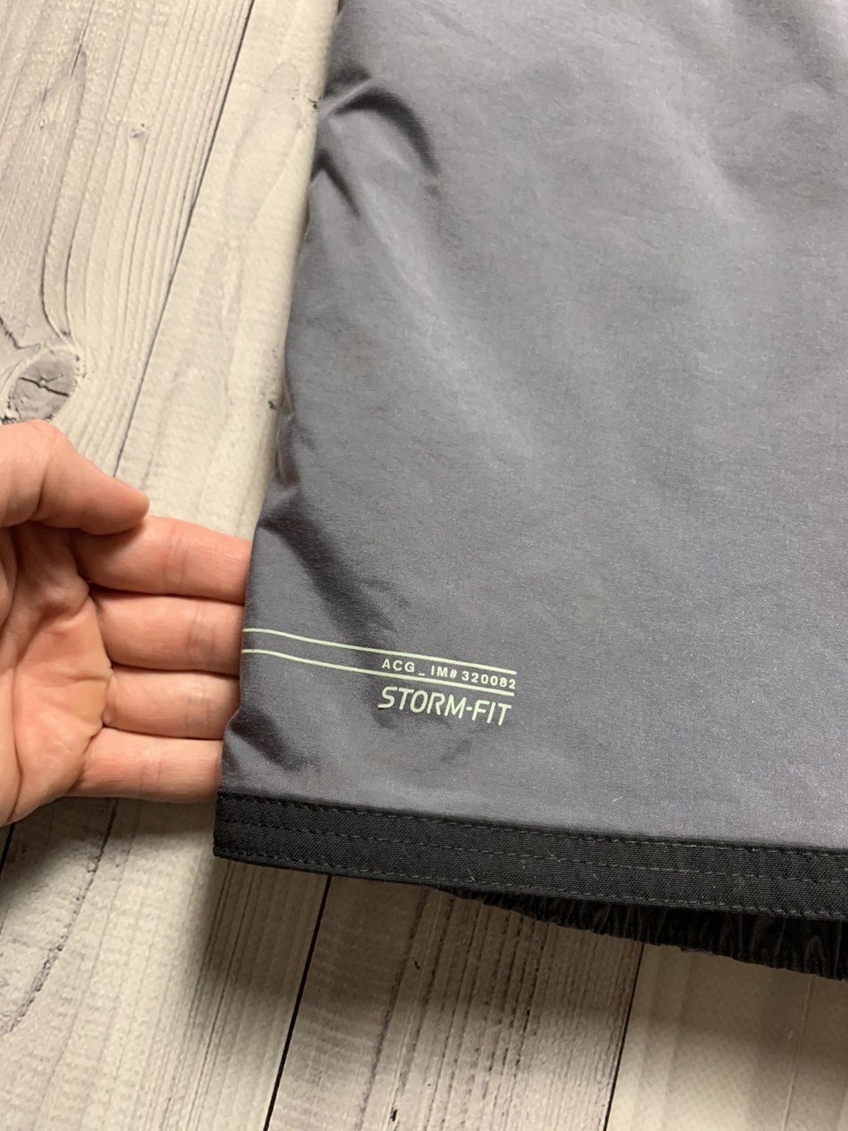 Nike × Nike ACG × Vintage Vintage Nike ACG ski pants women’s size M logo Size 30" / US 8 / IT 44 - 4 Thumbnail