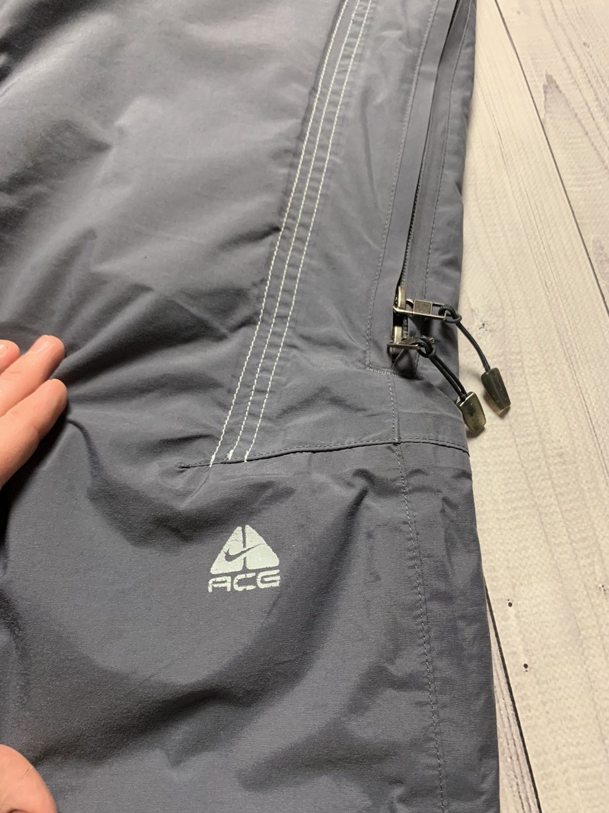 Nike × Nike ACG × Vintage Vintage Nike ACG ski pants women’s size M logo Size 30" / US 8 / IT 44 - 3 Thumbnail