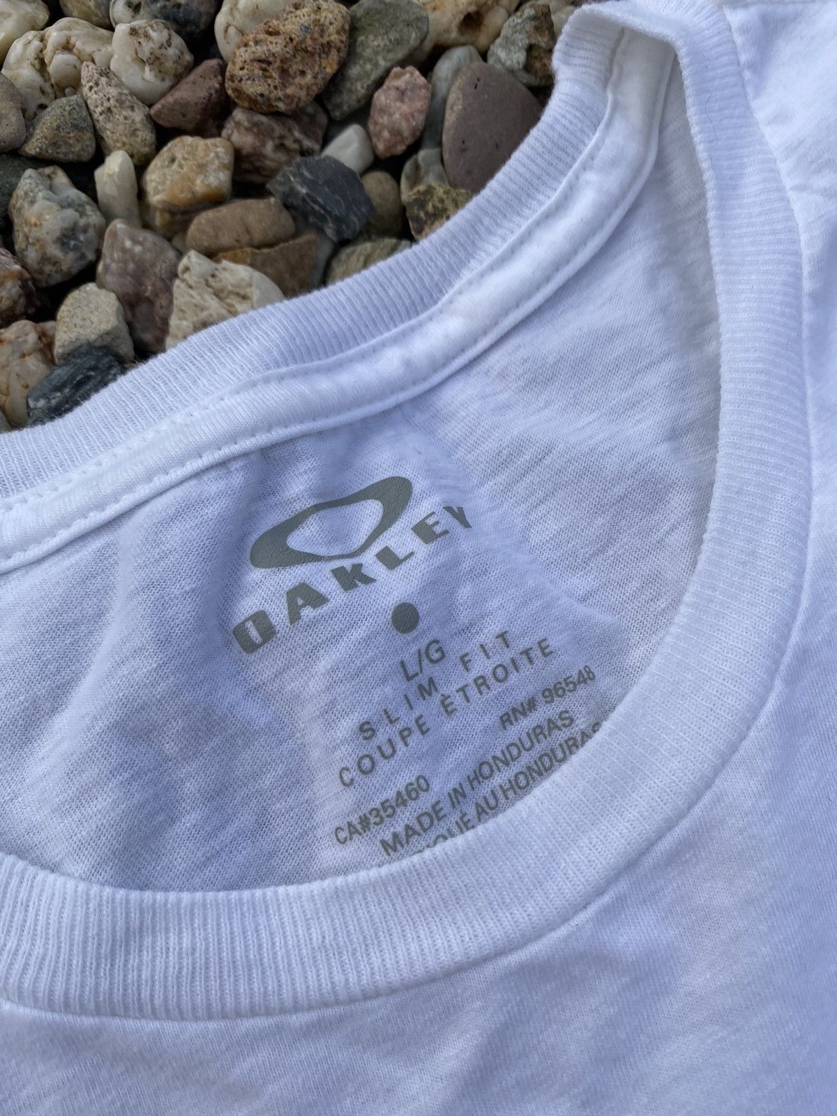 Oakley × Vintage Oakley vintage embroidered spell out big logo tshirt Size US L / EU 52-54 / 3 - 3 Thumbnail