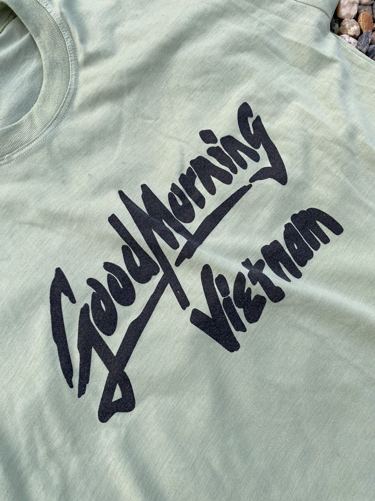 Vintage Good Morning Vietnam Vintage movie tshirt also the office Size US L / EU 52-54 / 3 - 3 Thumbnail