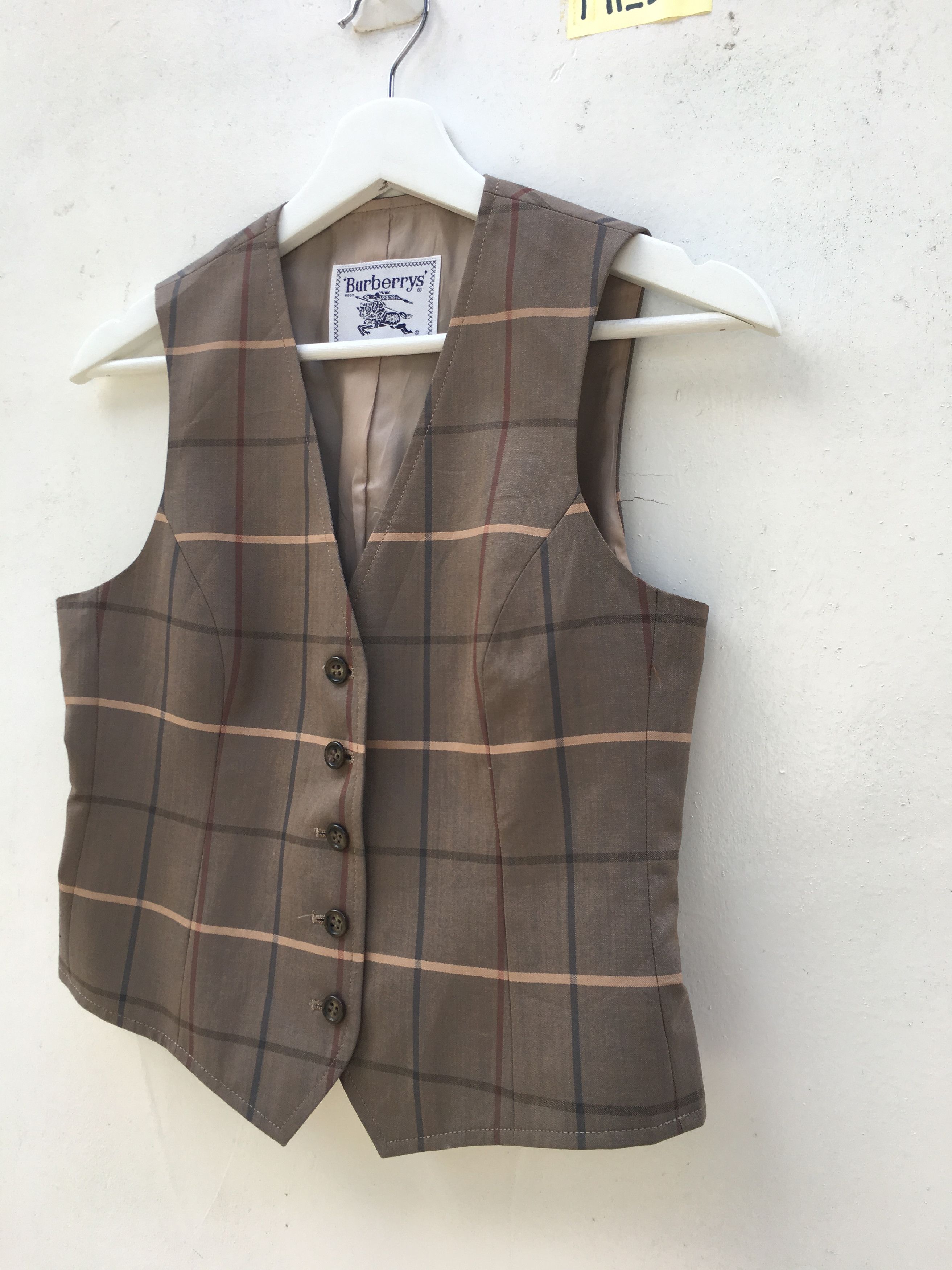Burberry Vintage Burberry Vest Novacheck Made in Japan Size US S / EU 44-46 / 1 - 3 Thumbnail