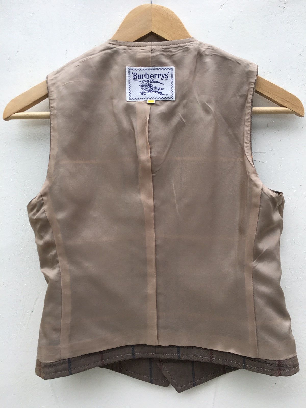 Burberry Vintage Burberry Vest Novacheck Made in Japan Size US S / EU 44-46 / 1 - 10 Thumbnail