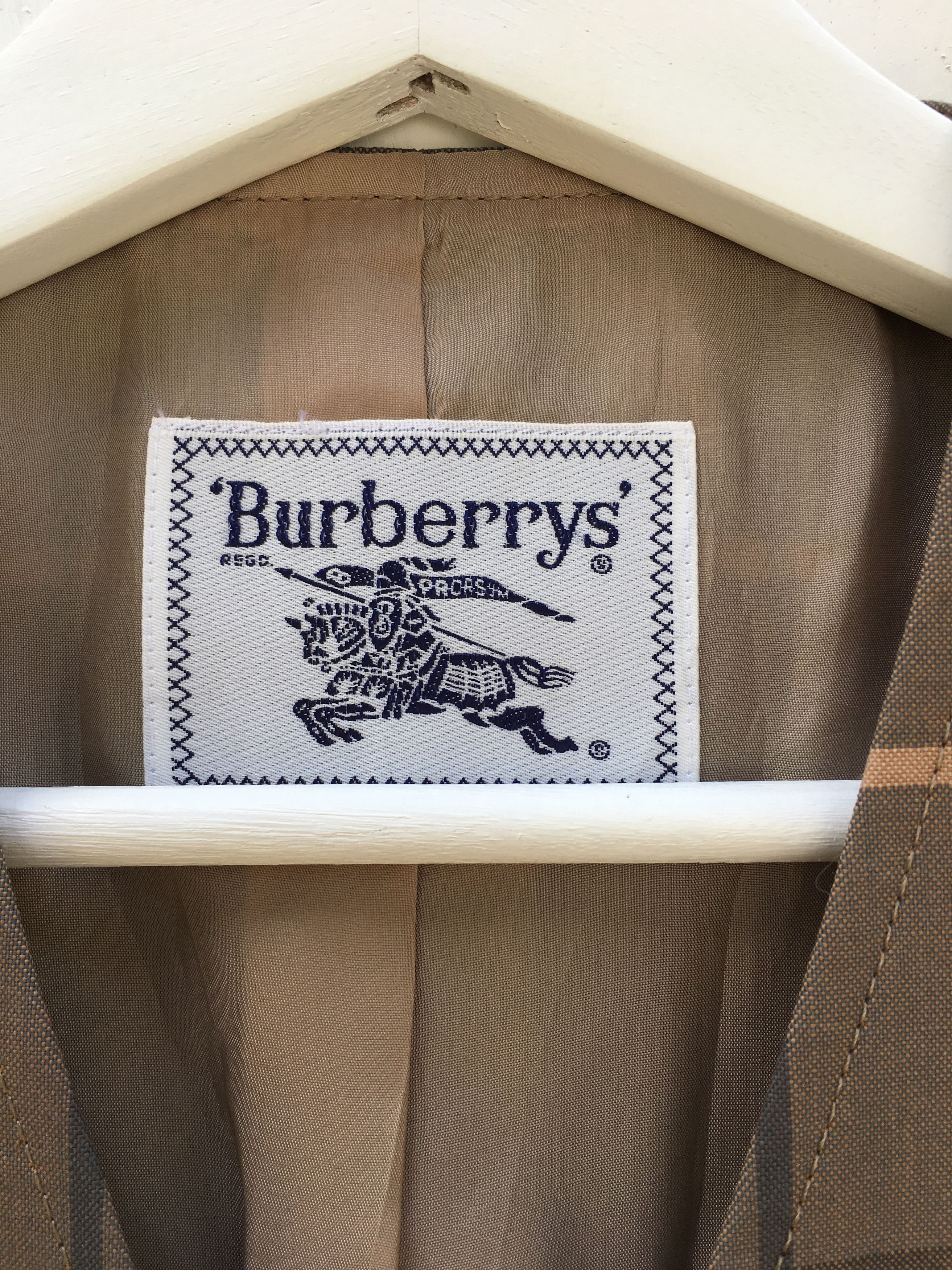 Burberry Vintage Burberry Vest Novacheck Made in Japan Size US S / EU 44-46 / 1 - 4 Thumbnail