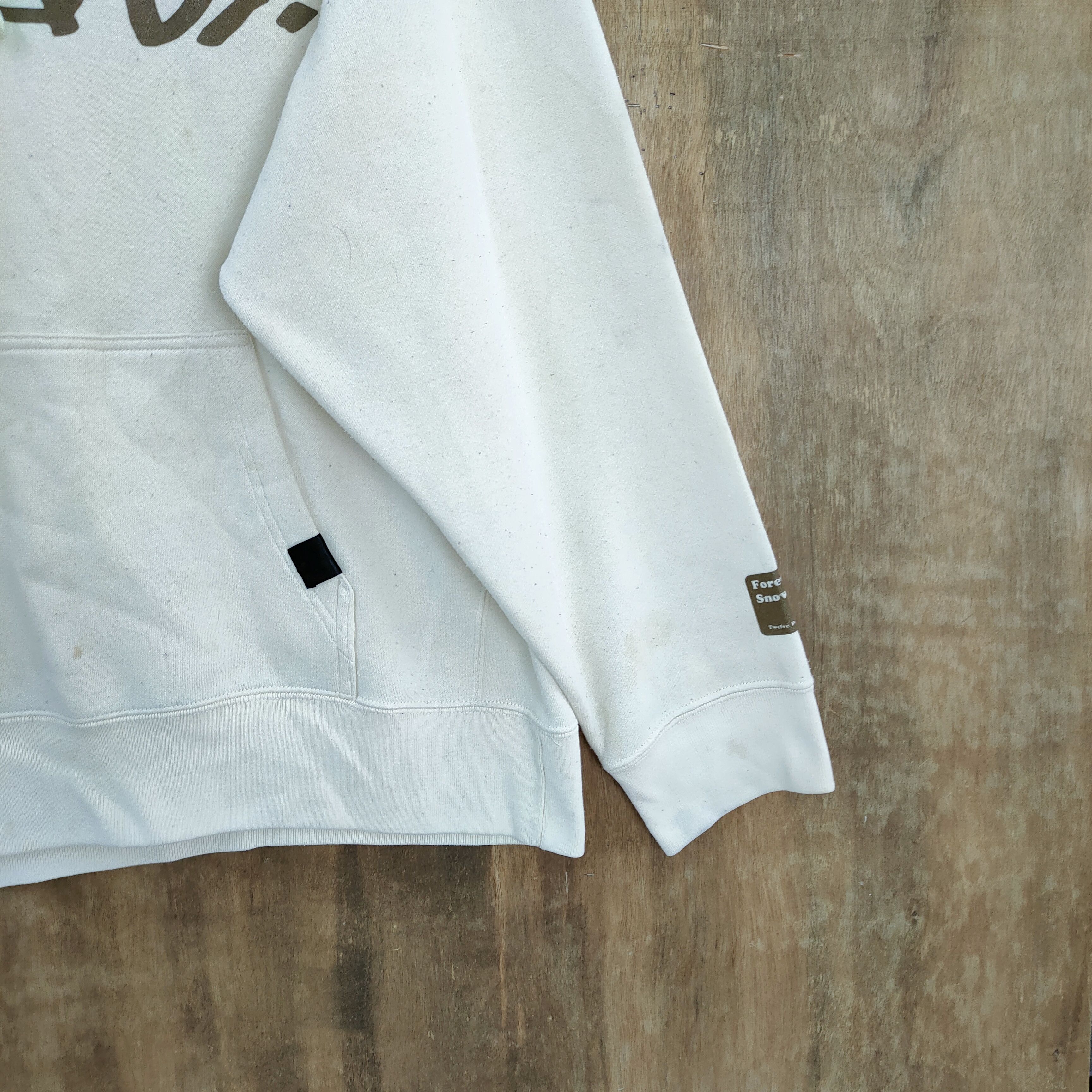 Japanese Brand VINTAGE TWELVE SNOWBOARD COMPANY SWEATSHIRTS HOODIES Size US XL / EU 56 / 4 - 4 Thumbnail