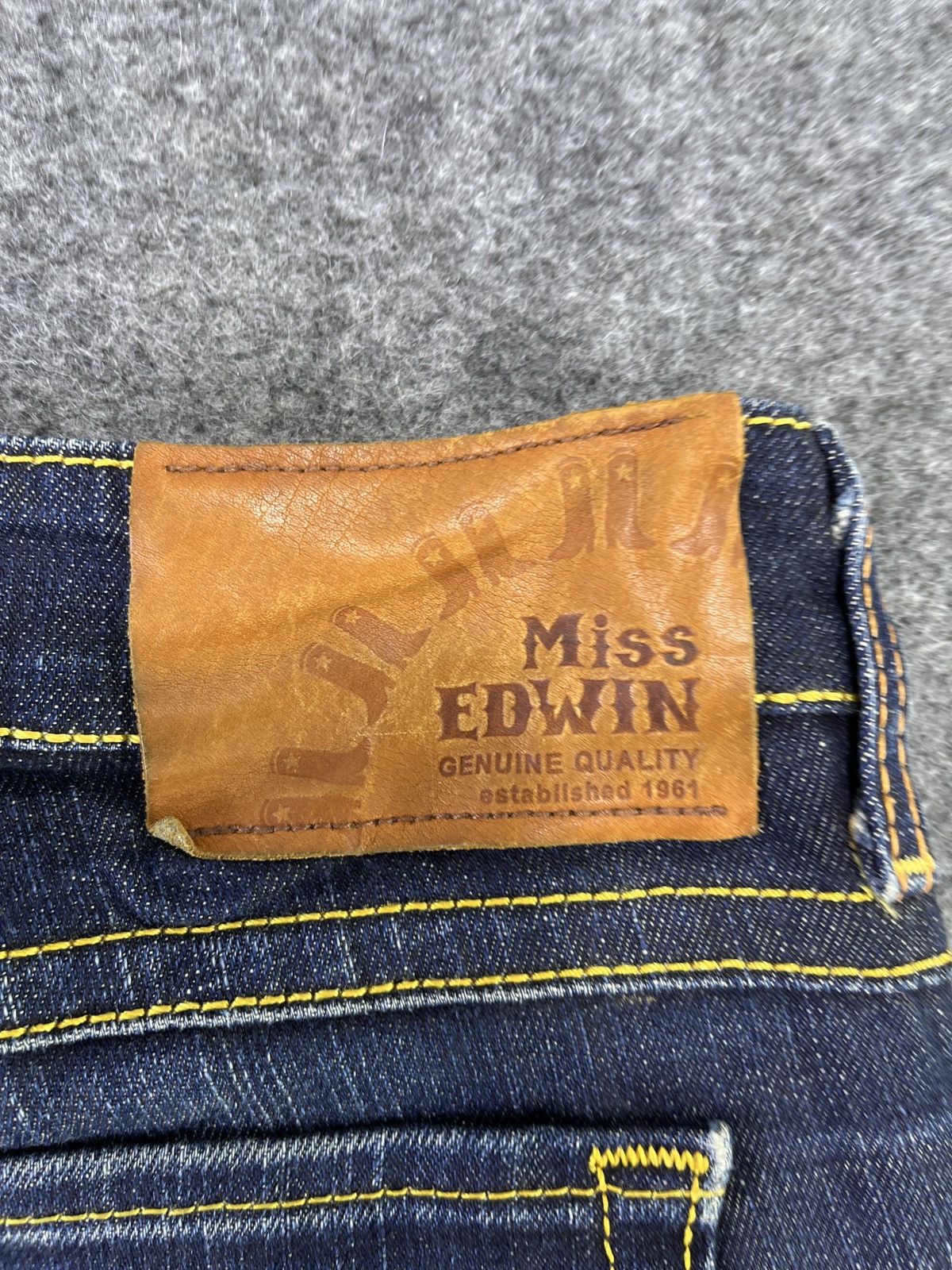Edwin Miss Edwin Tight Straight Blue Jeans - J850 Size 30" / US 8 / IT 44 - 15 Thumbnail