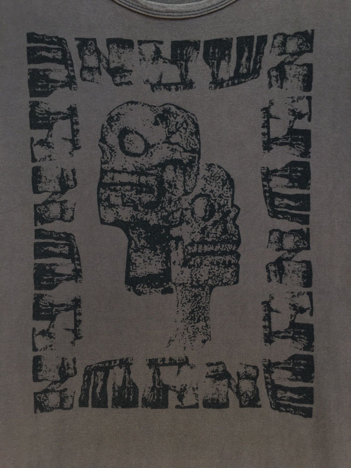 Vivienne Westwood Rare Vintage Vivienne Westwood Skulls Tshirt Size US M / EU 48-50 / 2 - 6 Thumbnail
