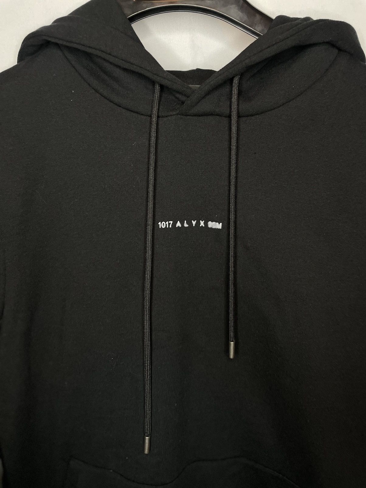 1017 ALYX 9SM 1017 A L Y X 9SM Logo Hoodie Size US M / EU 48-50 / 2 - 2 Thumbnail