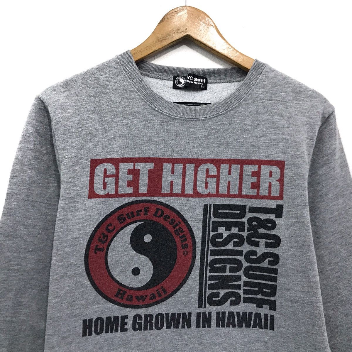 Vintage Vintage T&C Sweatshirt Town And Country Crew Neck Size US S / EU 44-46 / 1 - 2 Thumbnail