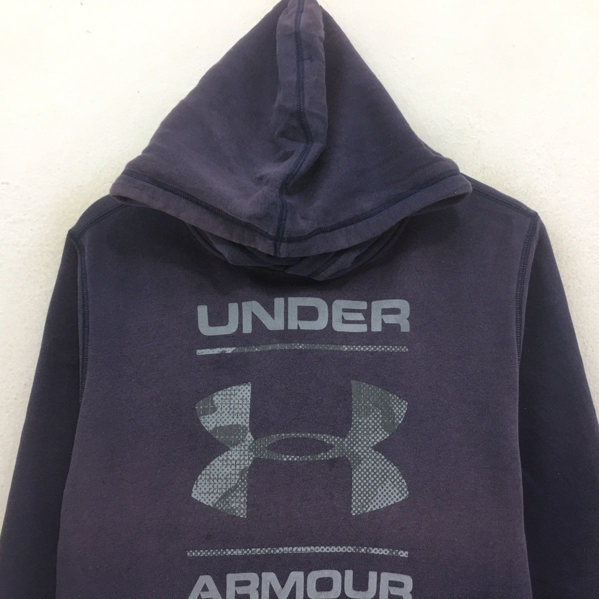 Under Armour × Vintage Under Armour Sweatshirt Hoodies Under Armour Design Sweater Size US M / EU 48-50 / 2 - 2 Thumbnail