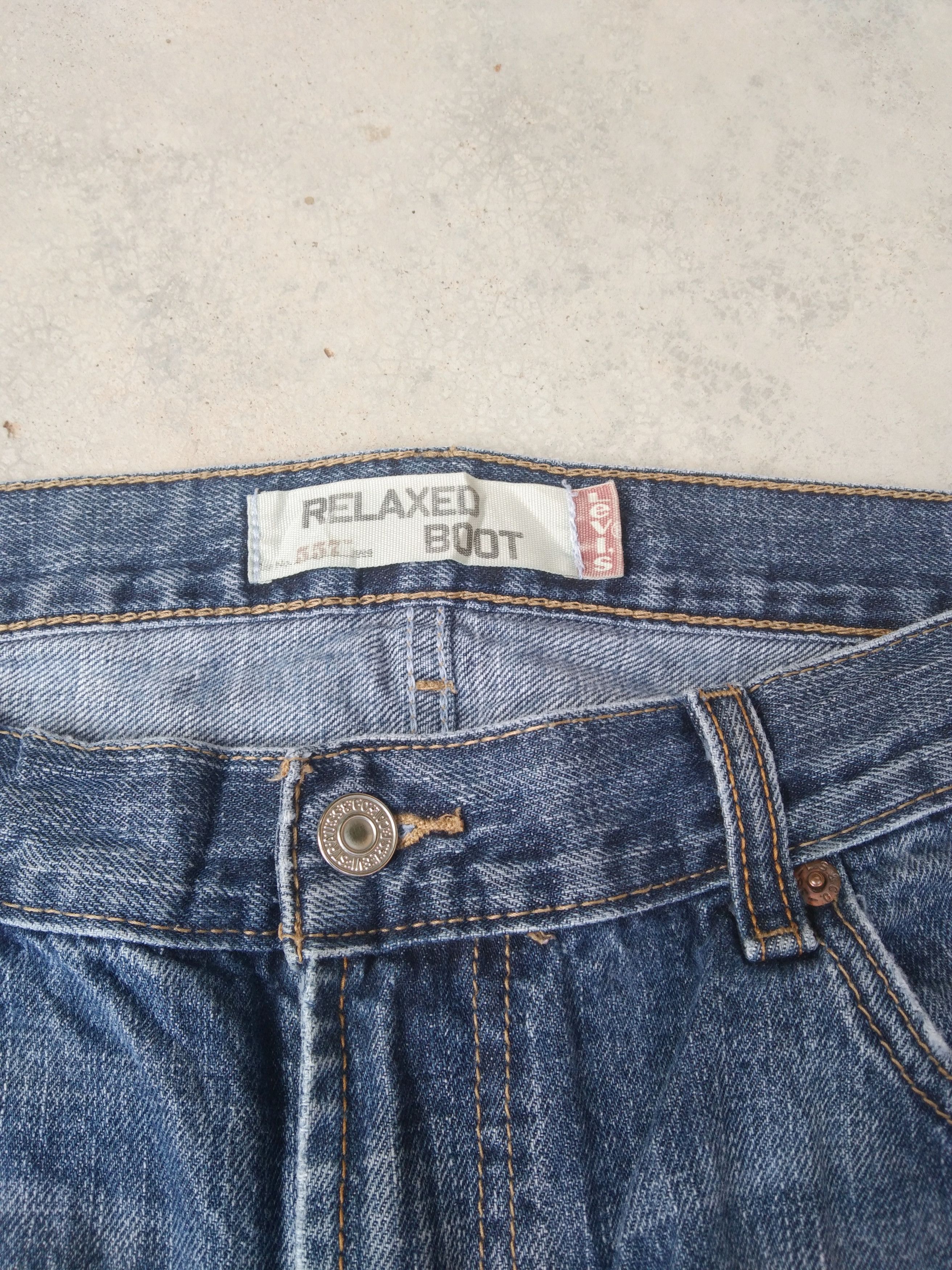 Levi's Vintage Levi's Jeans 557 Relaxed Boot Cut Painter Denim Size US 34 / EU 50 - 8 Thumbnail