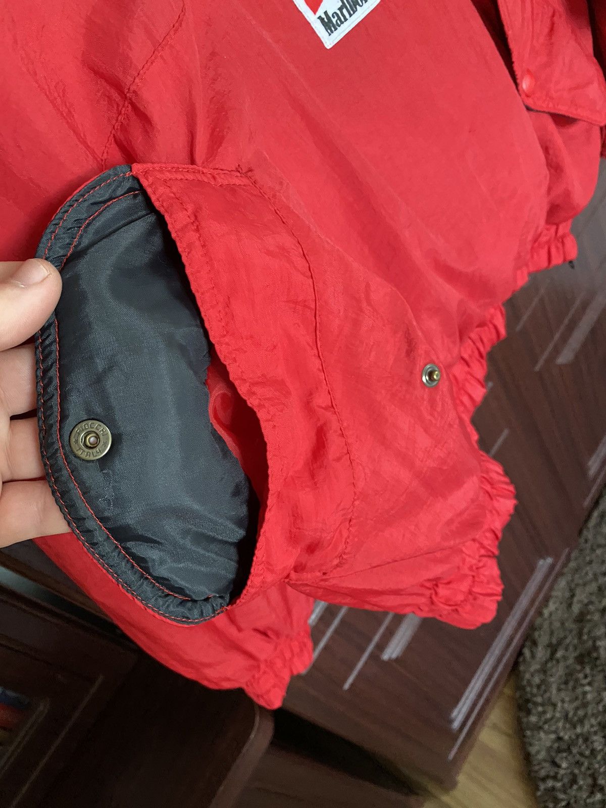 Marlboro Vintage Marlboro Team Anorak Jacket Lucky Strike Ferrari Size US L / EU 52-54 / 3 - 8 Thumbnail