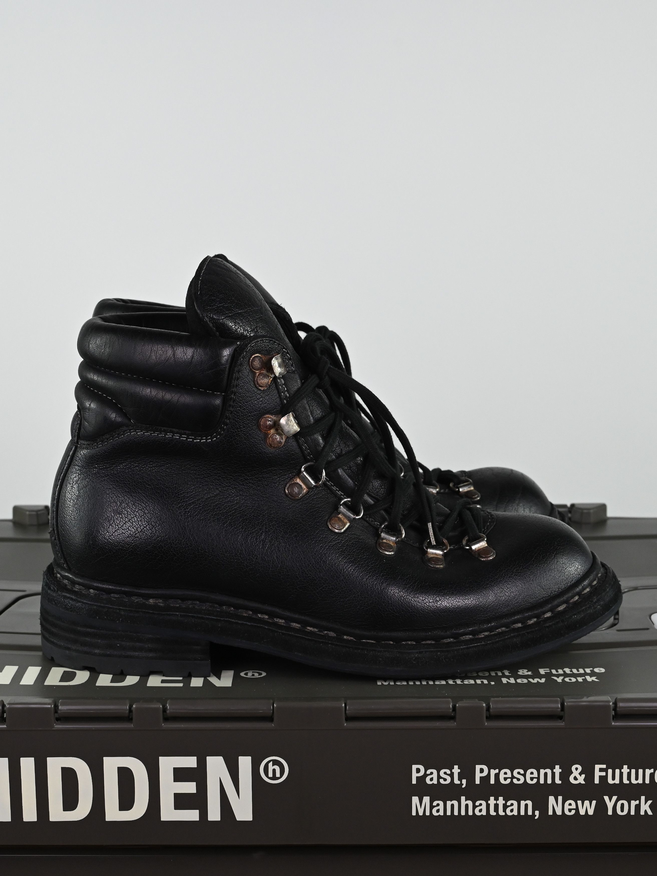 19 41 靴 hiking guidi boots
