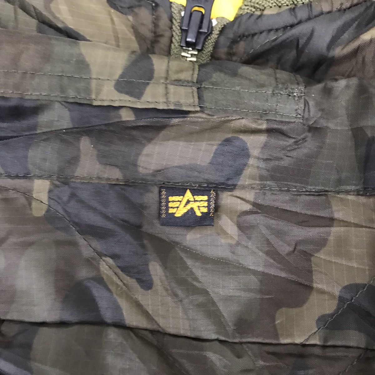 Alpha Industries Vintage Alpha Industries U.S Camouflage Bomber Jacket Size US M / EU 48-50 / 2 - 6 Thumbnail