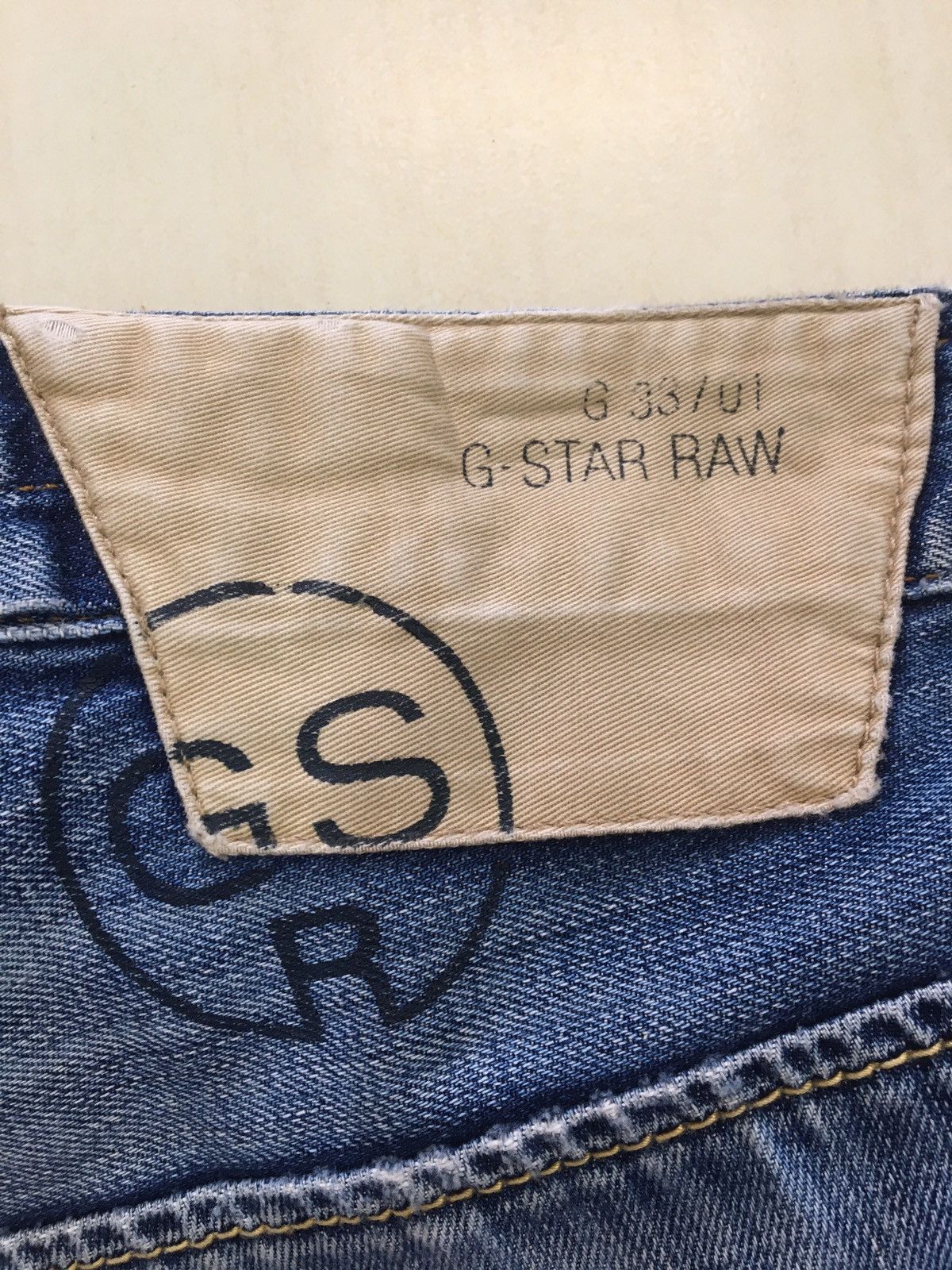 G-Star G-STAR RAW - RELAXED FIT DISTRESSED WASHED RIPPED JEANS Size US 33 - 12 Thumbnail