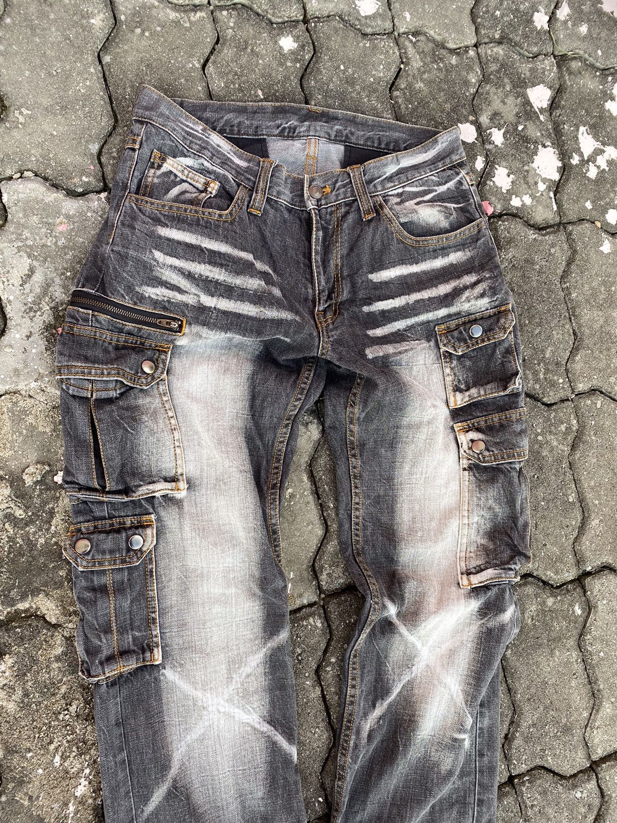Japanese Brand Rare japanese brand multi pocket jeans Size US 32 / EU 48 - 3 Thumbnail