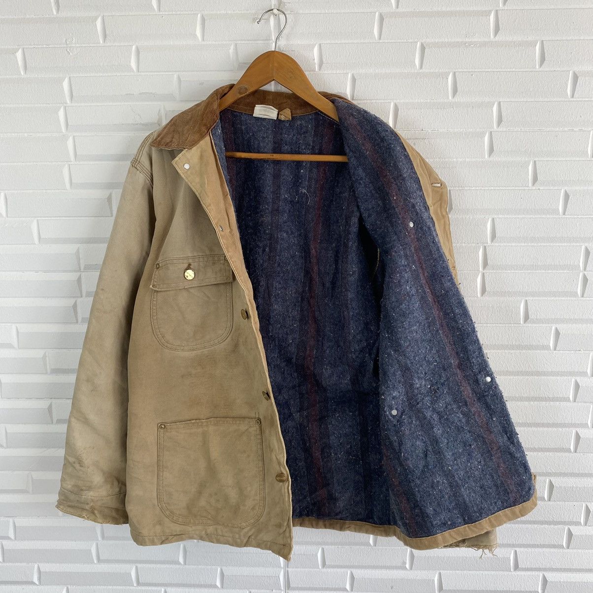 VINTAGE CARHARTT WORKER BLANKET LINING JACKET