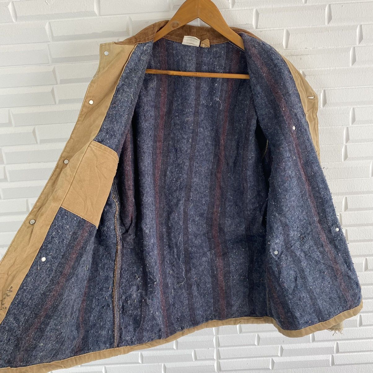 VINTAGE CARHARTT WORKER BLANKET LINING JACKET