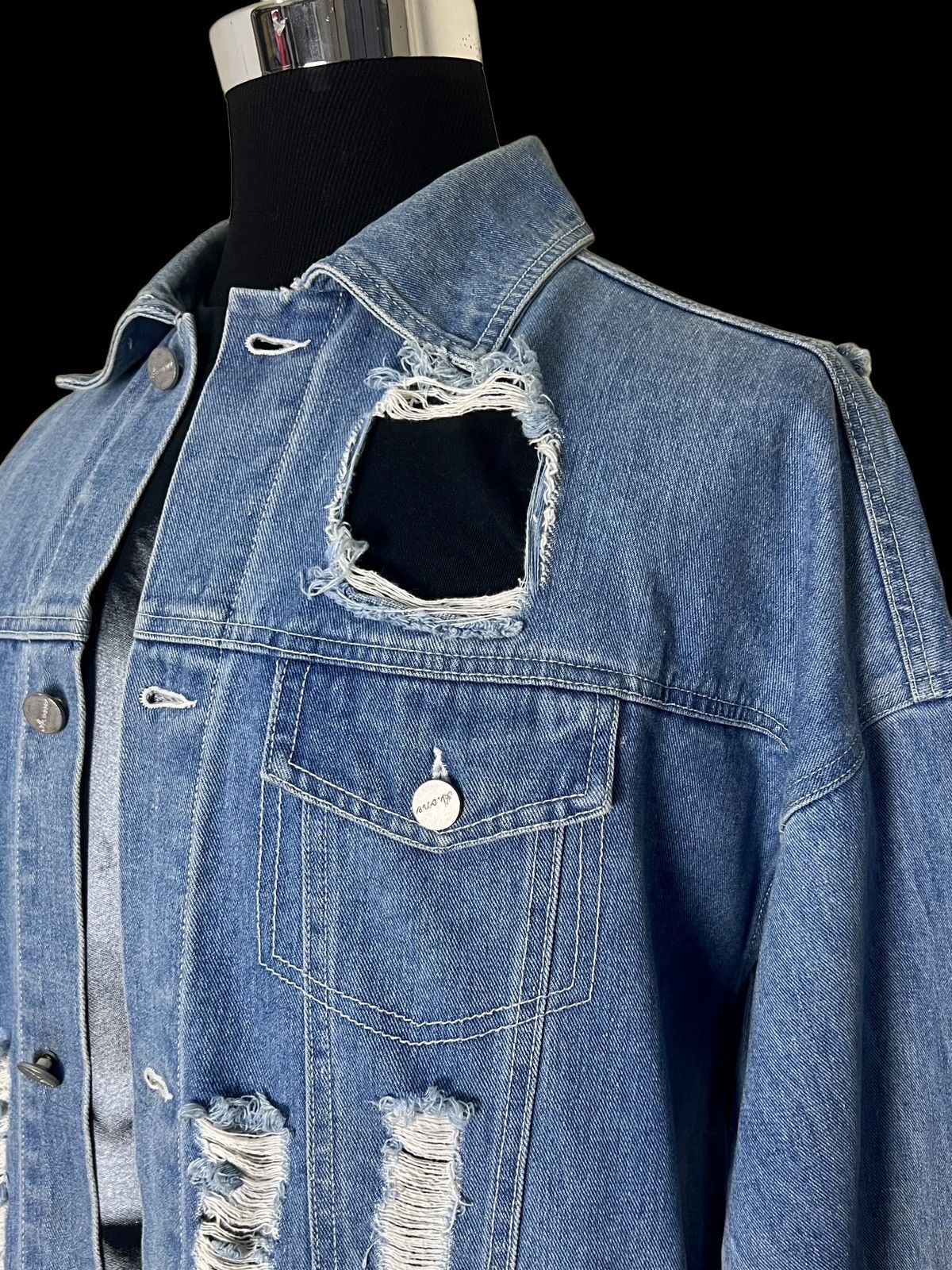 Fugazi 🔥HOT ITEM🔥 FUGAZI DISTRESSED DENIM JACKET Size US XL / EU 56 / 4 - 6 Thumbnail