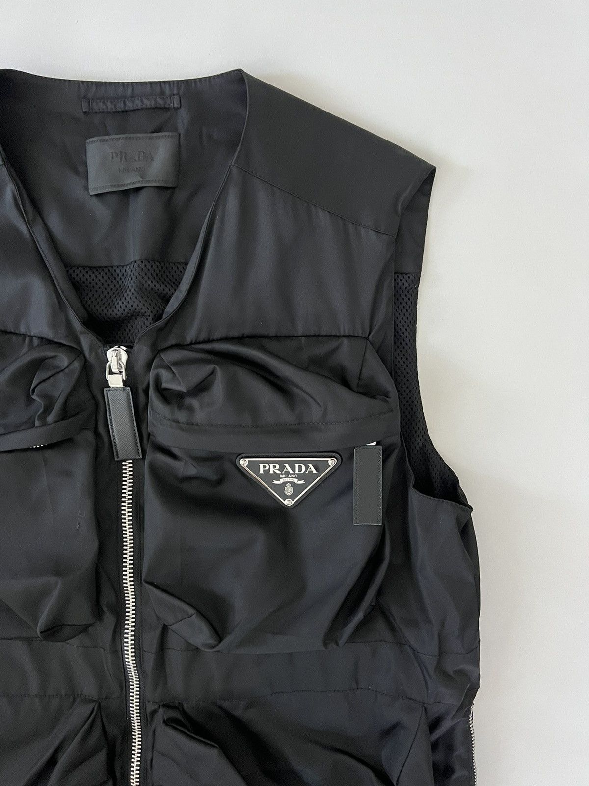 Prada Prada Re-Nylon cargo vest Size US S / EU 44-46 / 1 - 6 Thumbnail