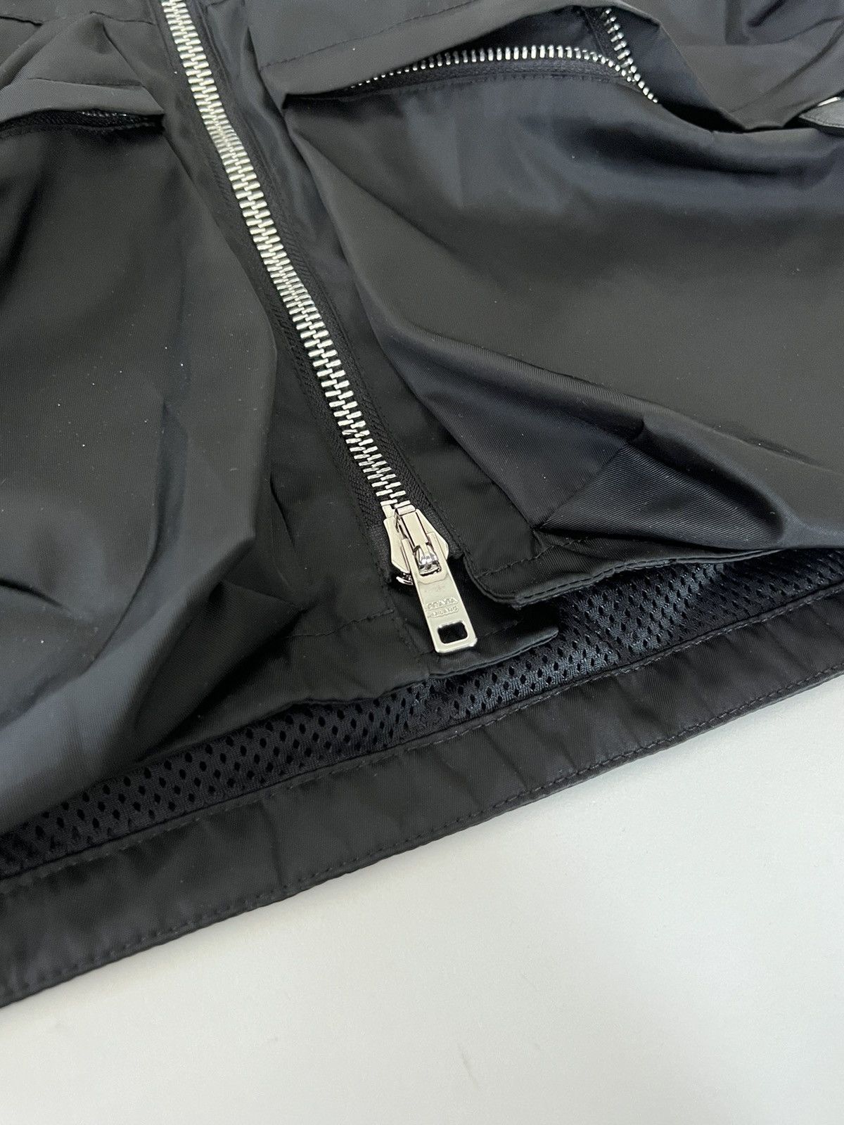 Prada Prada Re-Nylon cargo vest Size US S / EU 44-46 / 1 - 7 Thumbnail
