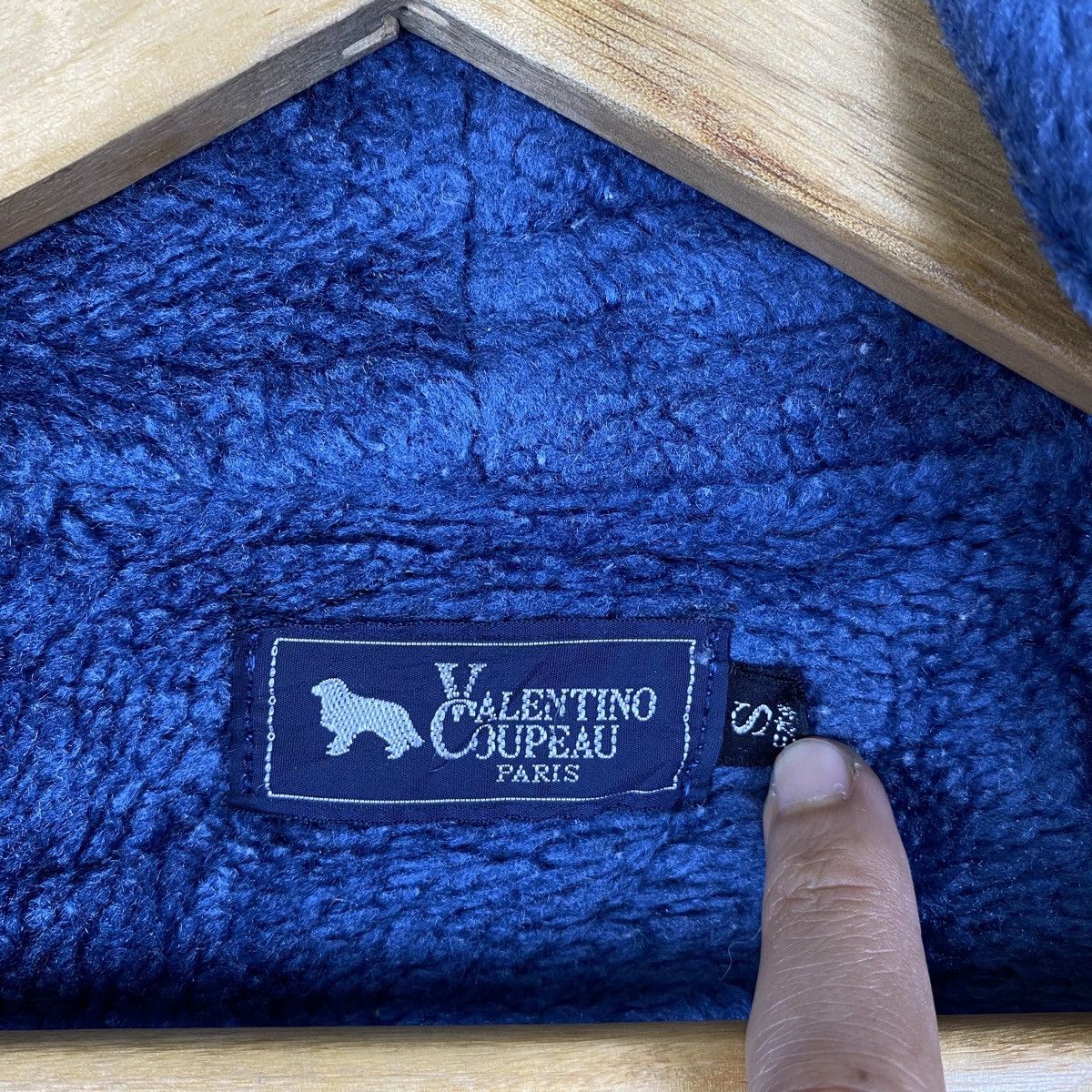 Valentino × Vintage Vintage VALENTINO COUPEAU Paris Fleece Vest Jacket Size US S / EU 44-46 / 1 - 6 Thumbnail