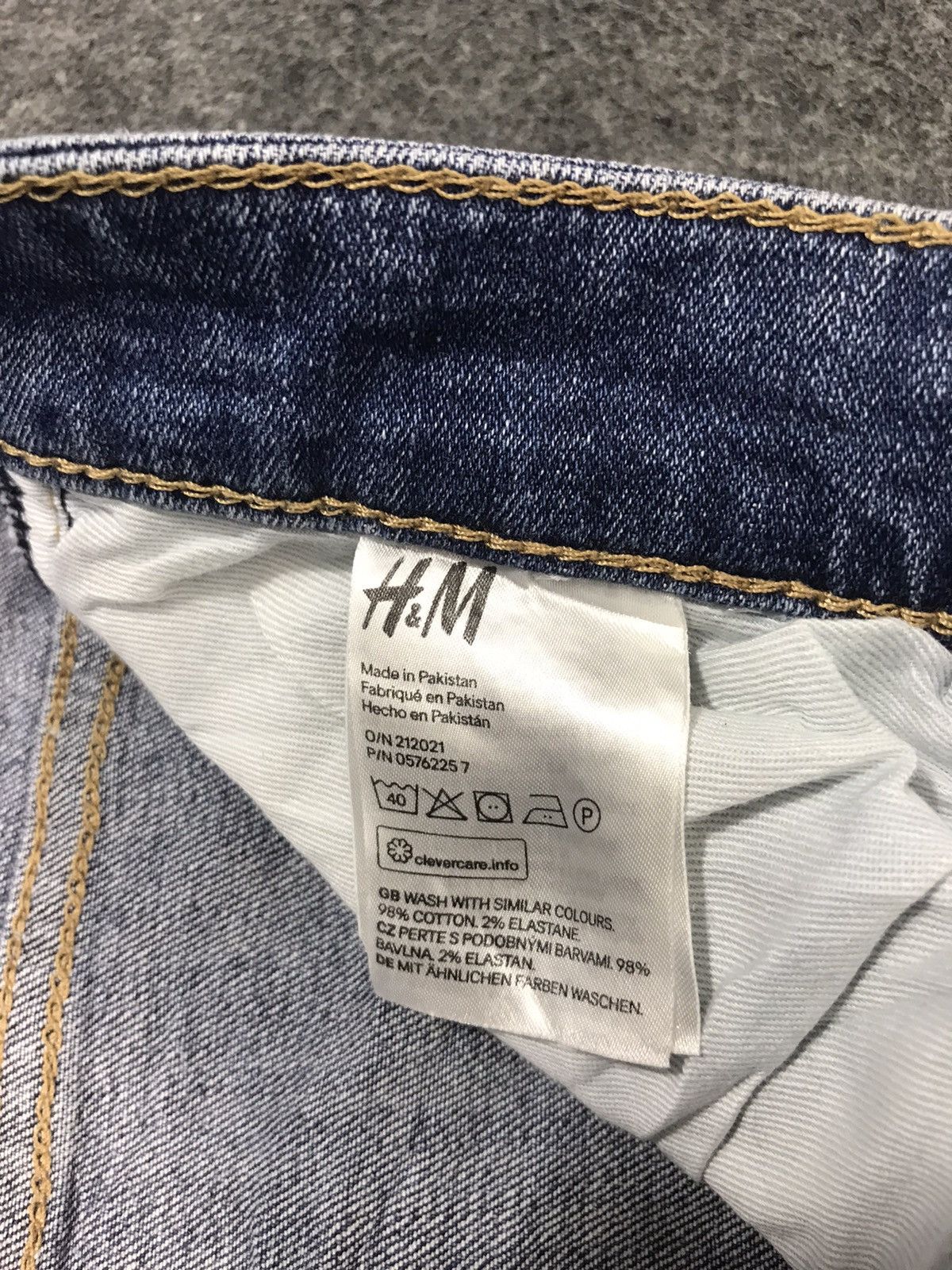 H&M × Vintage H&M Denim Skinny Cut Style Pants Buttonfly Distressed Denim Size US 29 - 7 Thumbnail