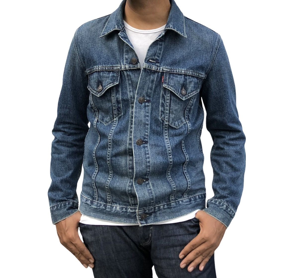 Levi's Vintage Clothing Vintage Levi's Denim Distressed Trucker Jacket Size US M / EU 48-50 / 2 - 1 Thumbnail