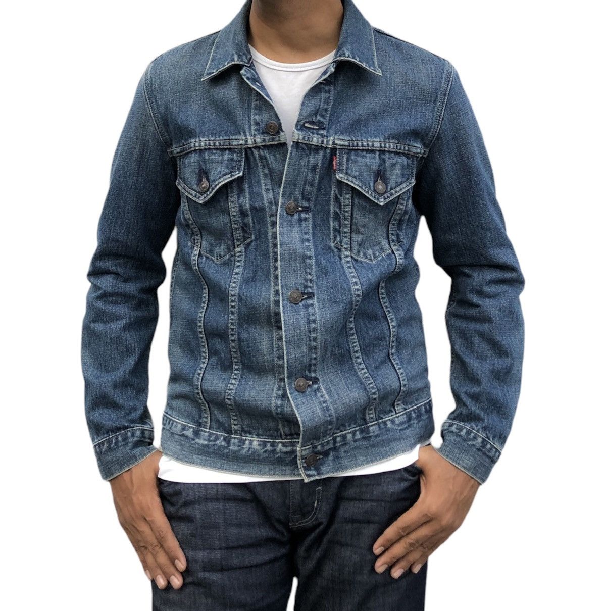 Levi's Vintage Clothing Vintage Levi's Denim Distressed Trucker Jacket Size US M / EU 48-50 / 2 - 2 Thumbnail