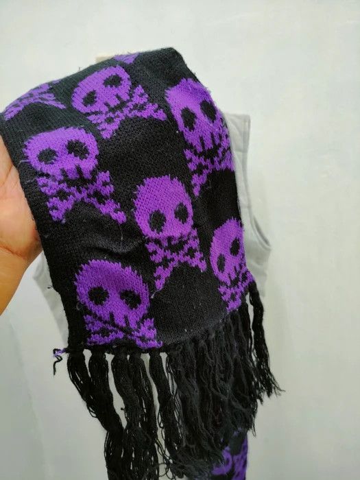 Japanese Brand LOHL Long Scarves Purple Skulls Winter Season Size ONE SIZE - 3 Thumbnail